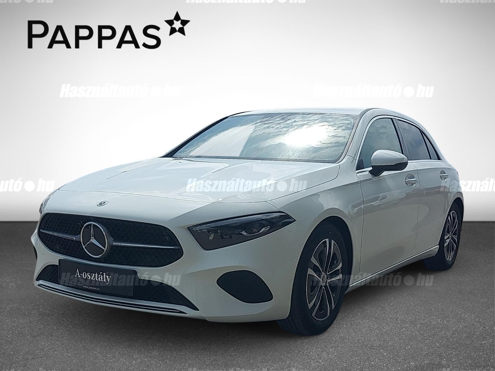 MERCEDES-BENZ A 200 2025 - 1