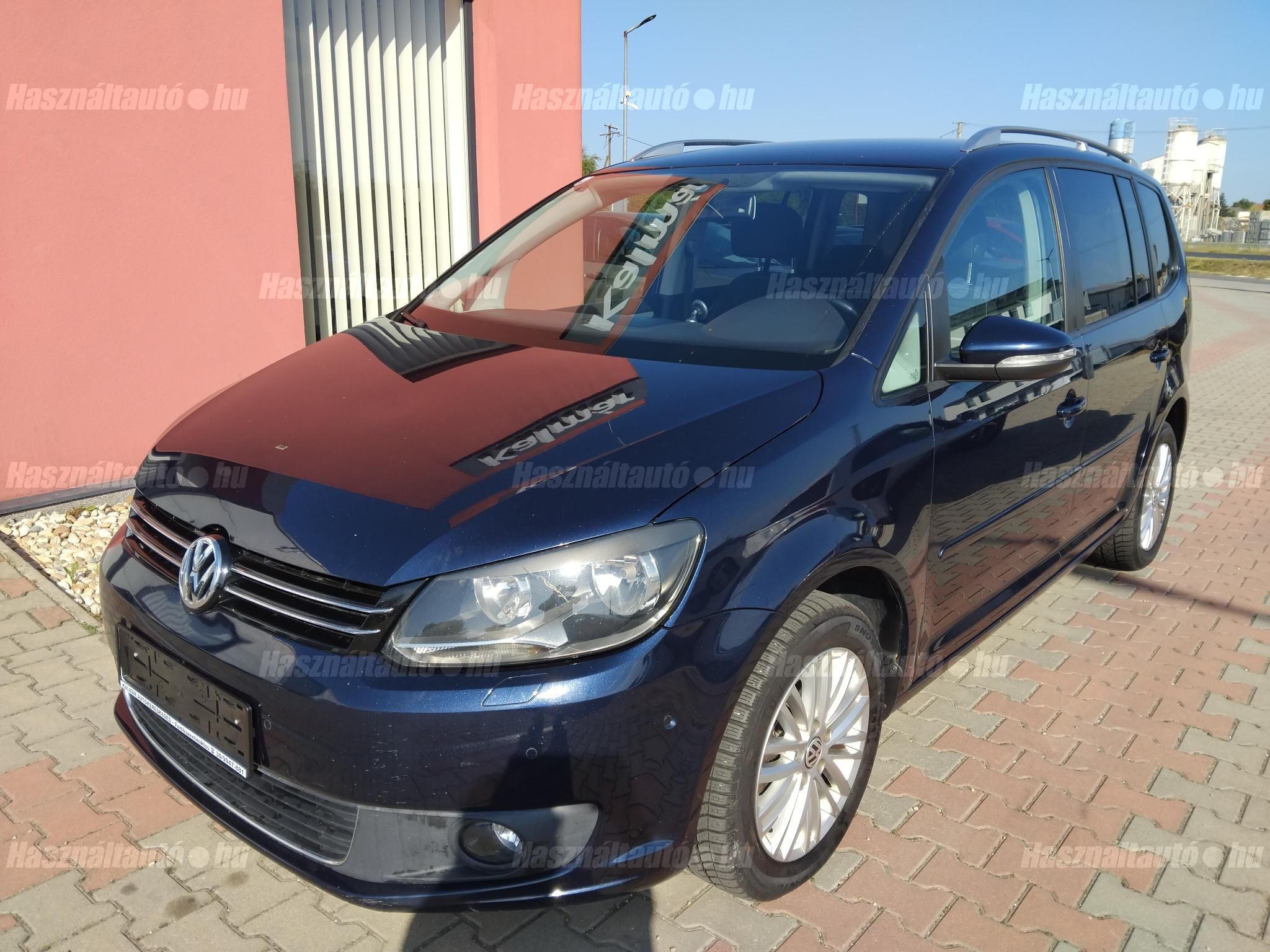 VOLKSWAGEN TOURAN 2014/5 - 1