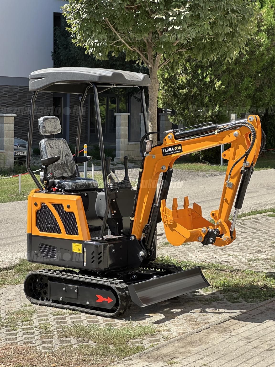KUBOTA 2025/6 - 1