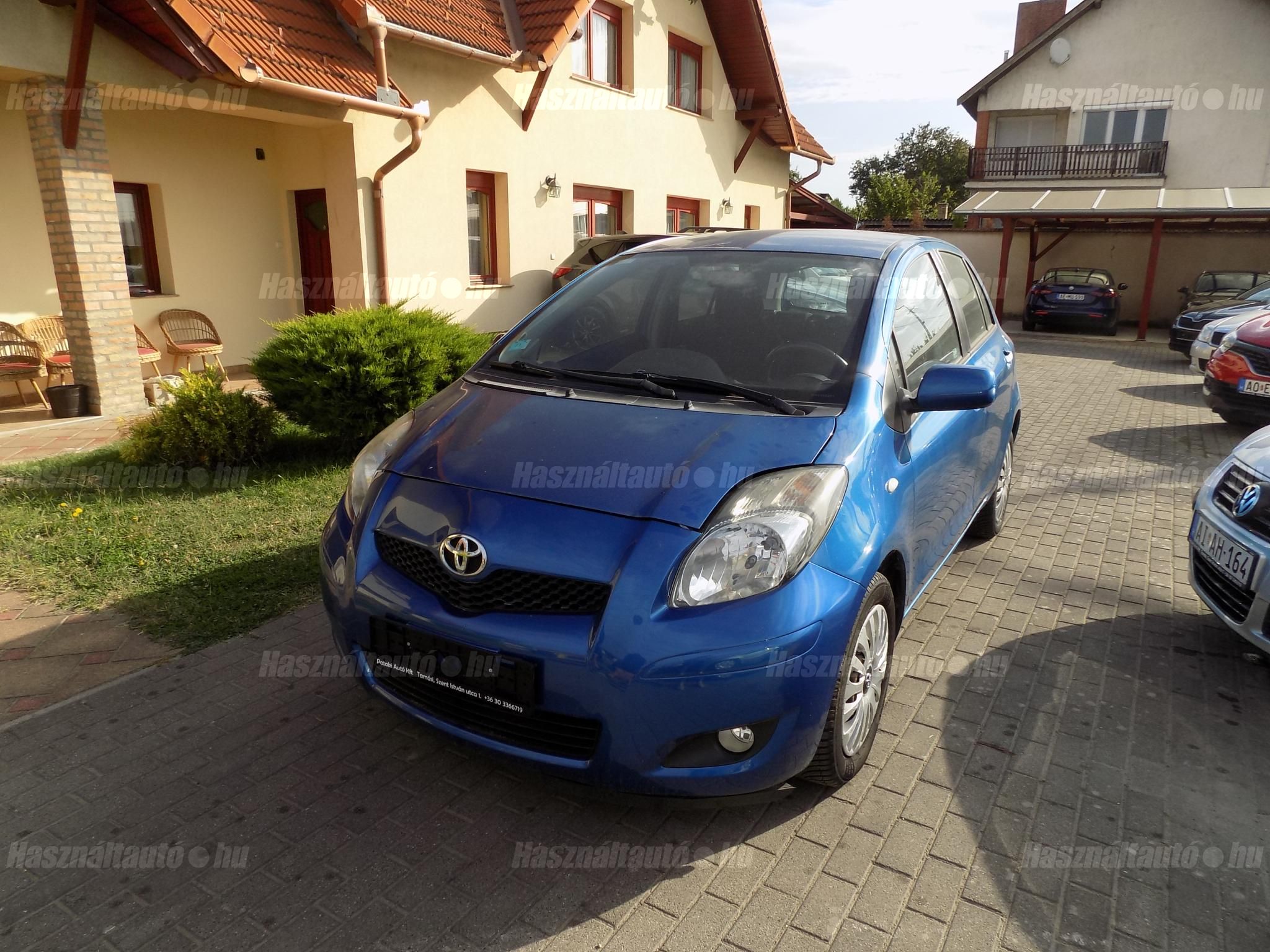 TOYOTA YARIS 2010/10 - 1