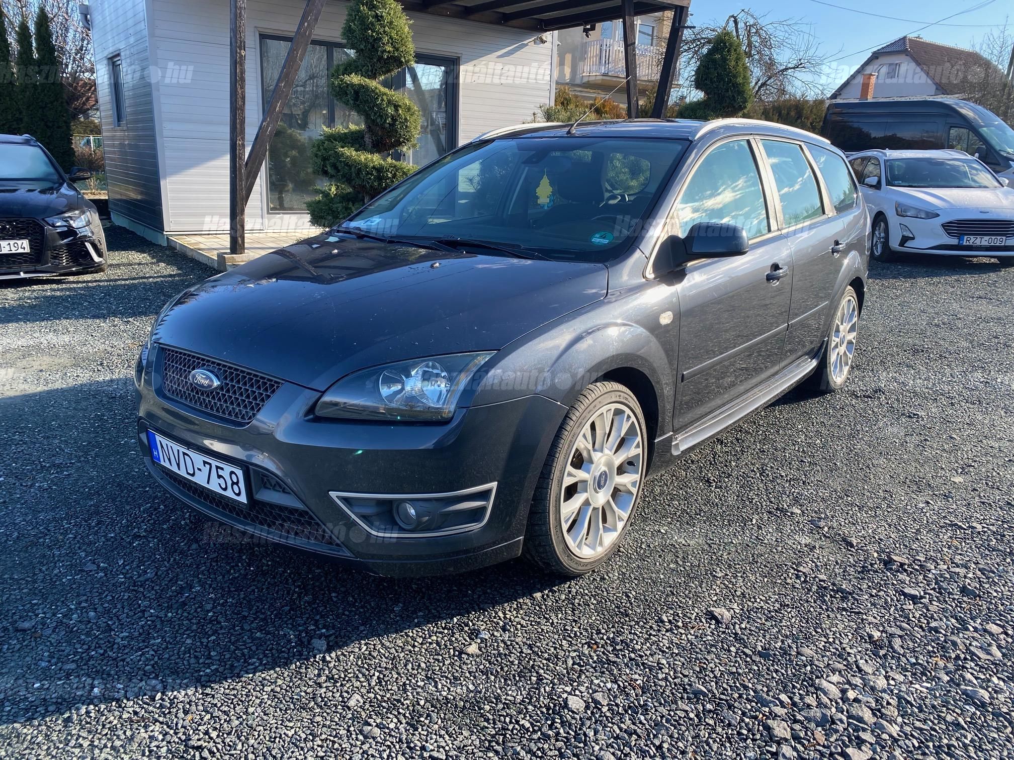 FORD FOCUS 2006/10 - 1