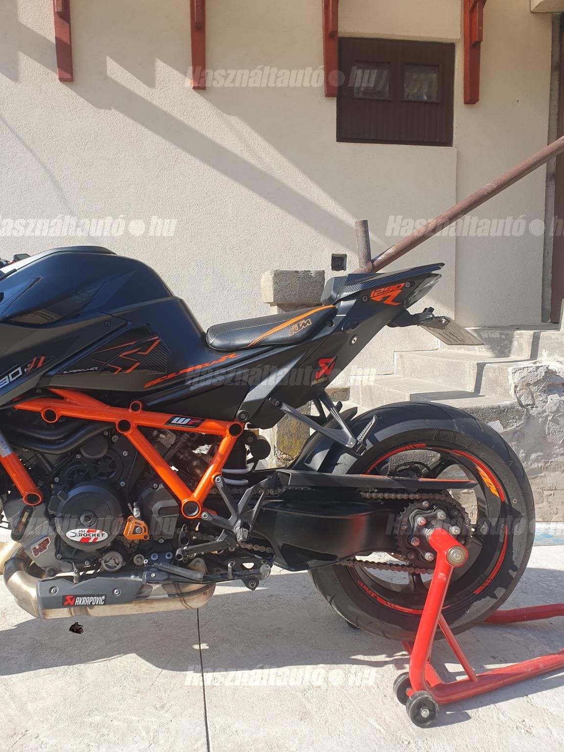 KTM 1290 SUPER DUKE R 2022/3 - 1