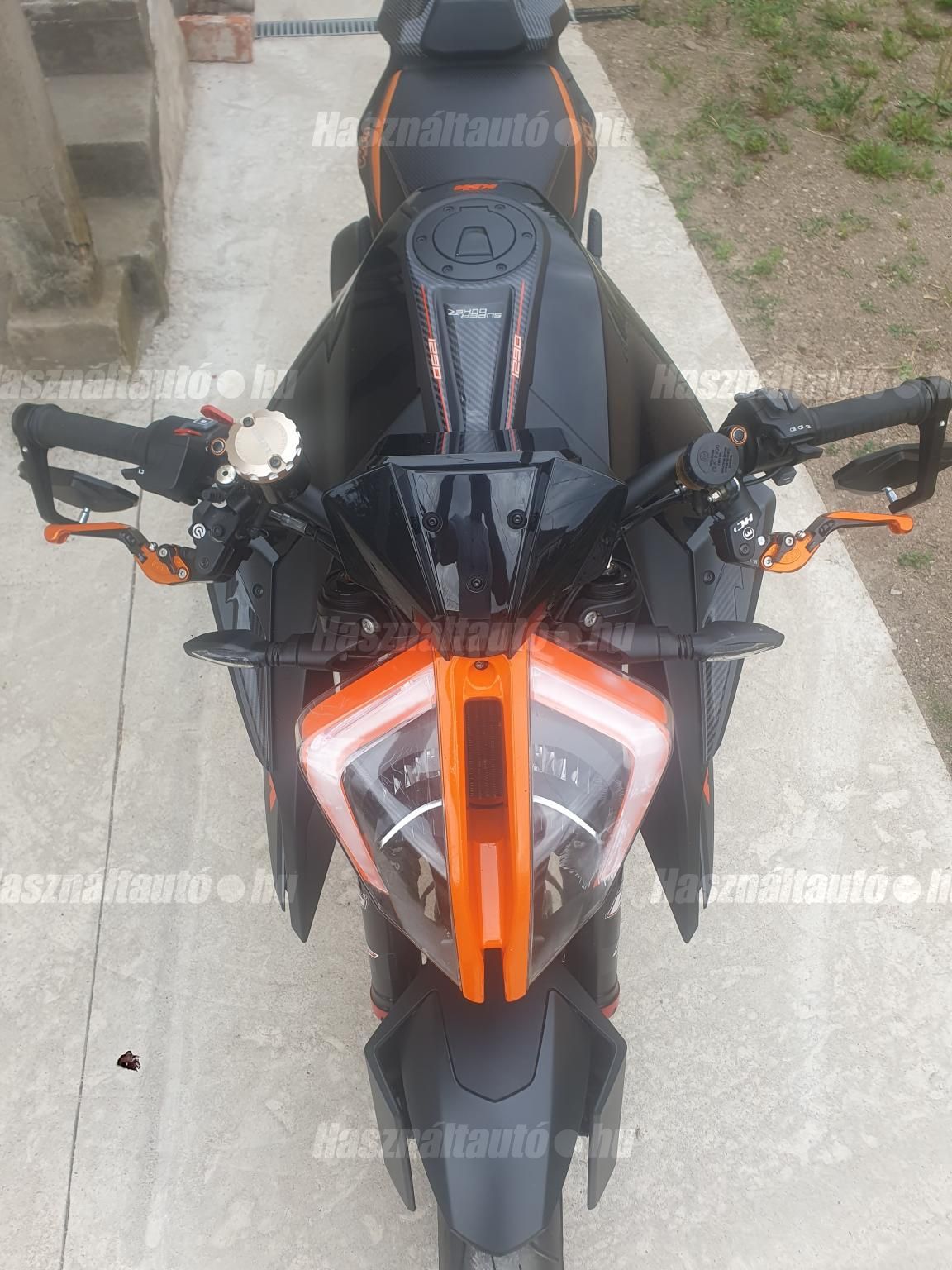 KTM 1290 SUPER DUKE R 2022/3 - 1