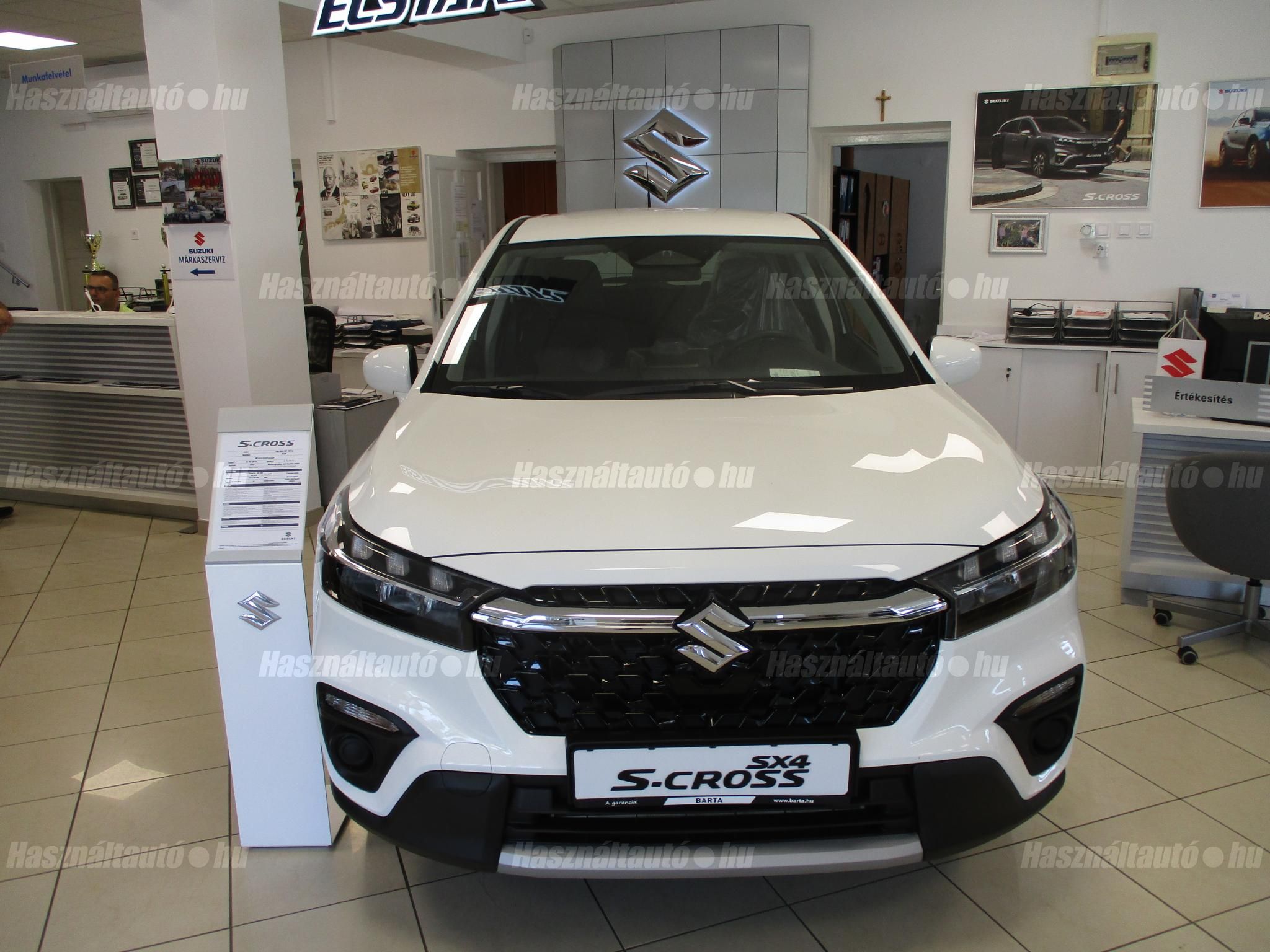 SUZUKI S-CROSS 2025/8 - 1