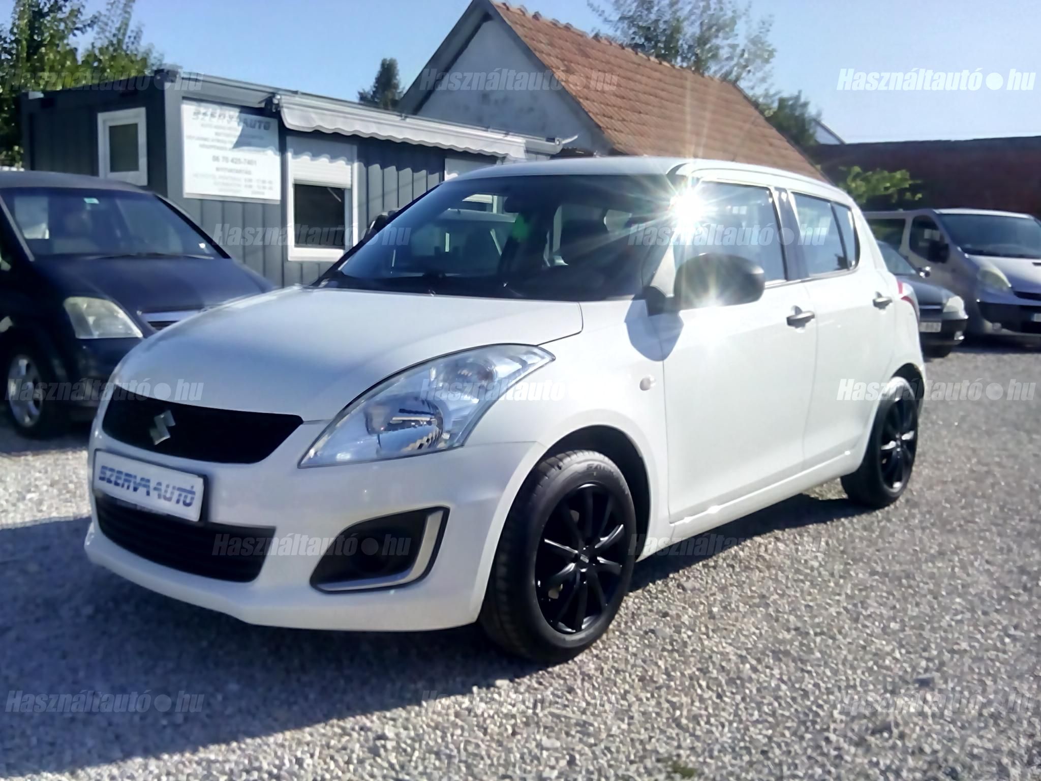 SUZUKI SWIFT 2014/10 - 1