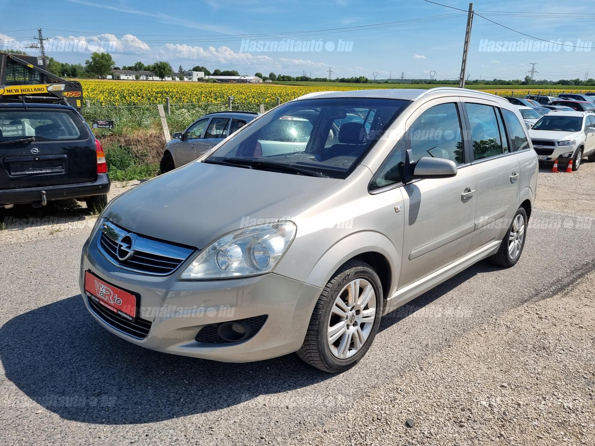 OPEL ZAFIRA 2009/1 - 1