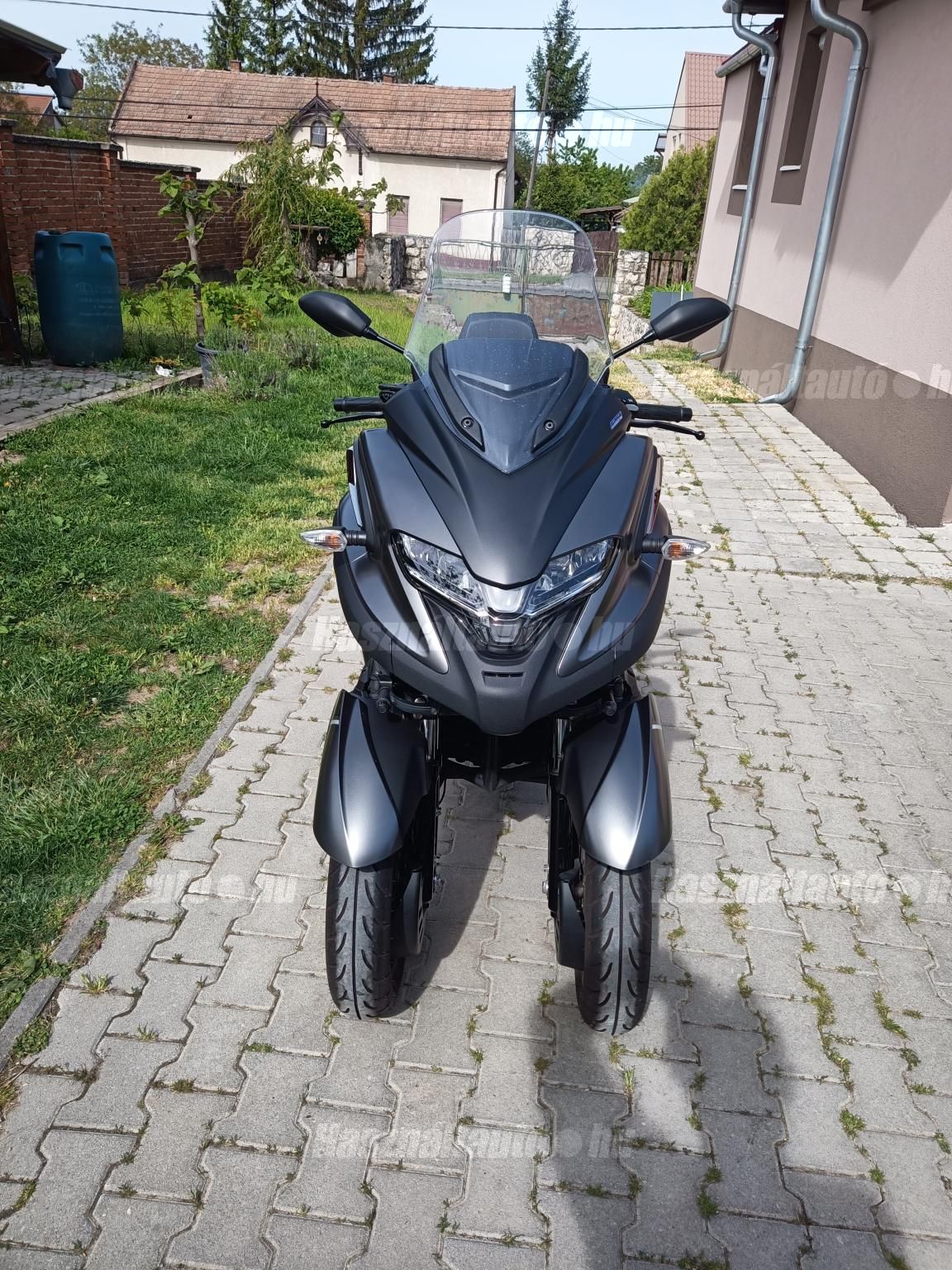 YAMAHA TRICITY 300 2021/9 - 1