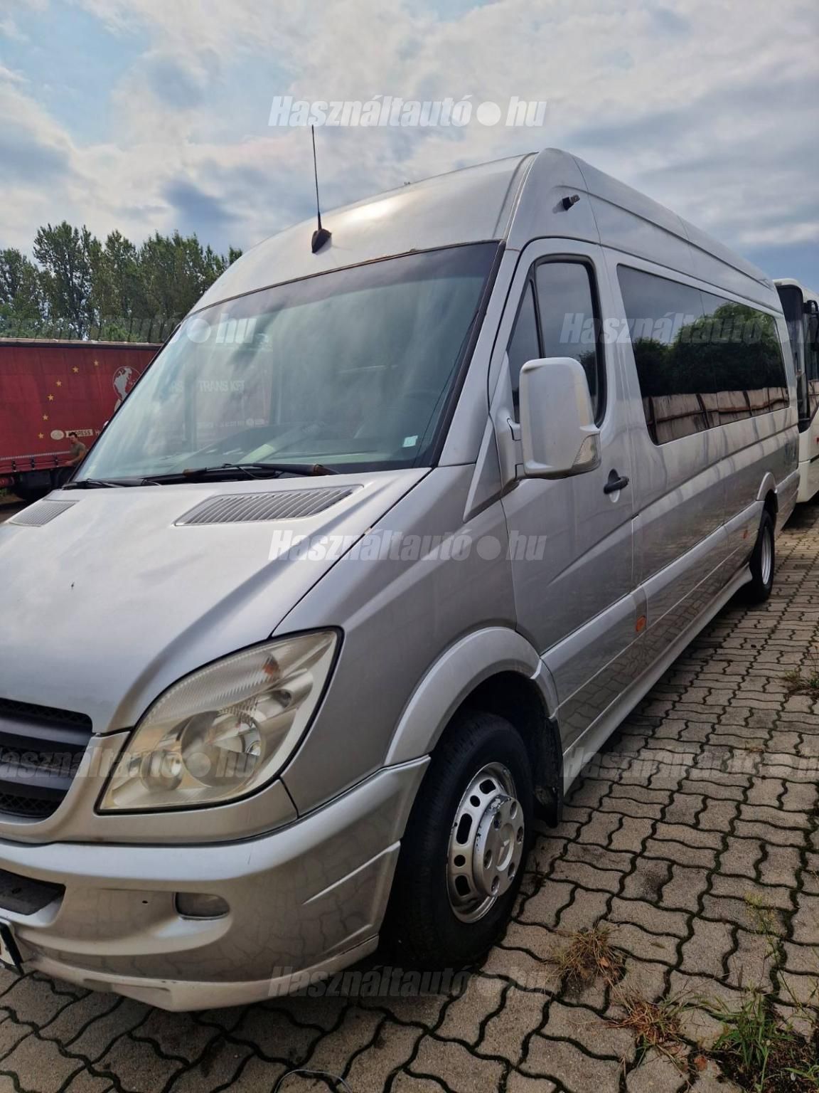 MERCEDES-BENZ 2011/9 - 1
