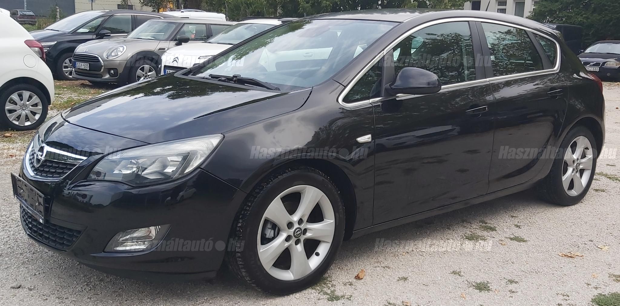 OPEL ASTRA J 2010/9 - 1
