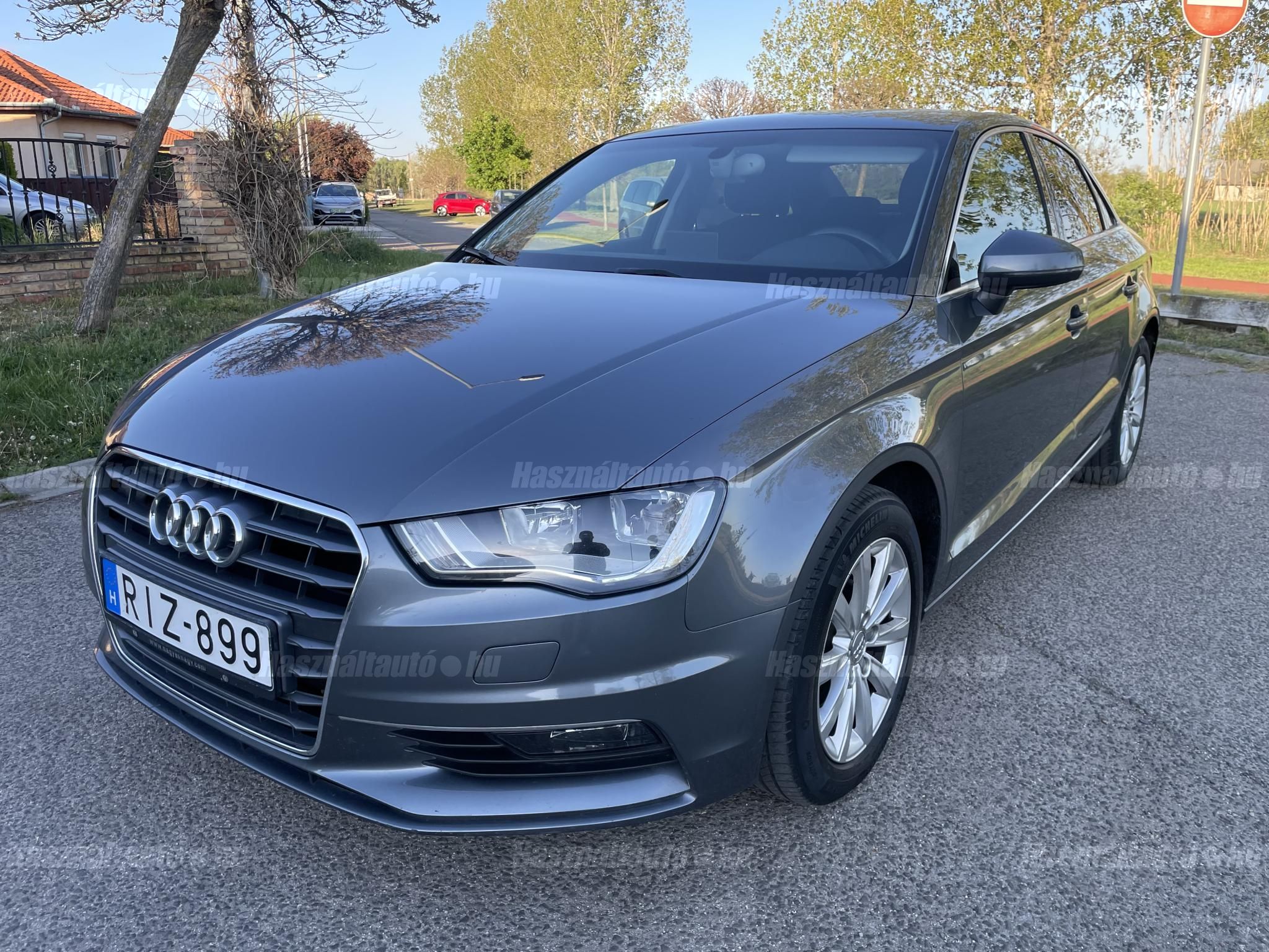 AUDI A3 2014/10 - 1