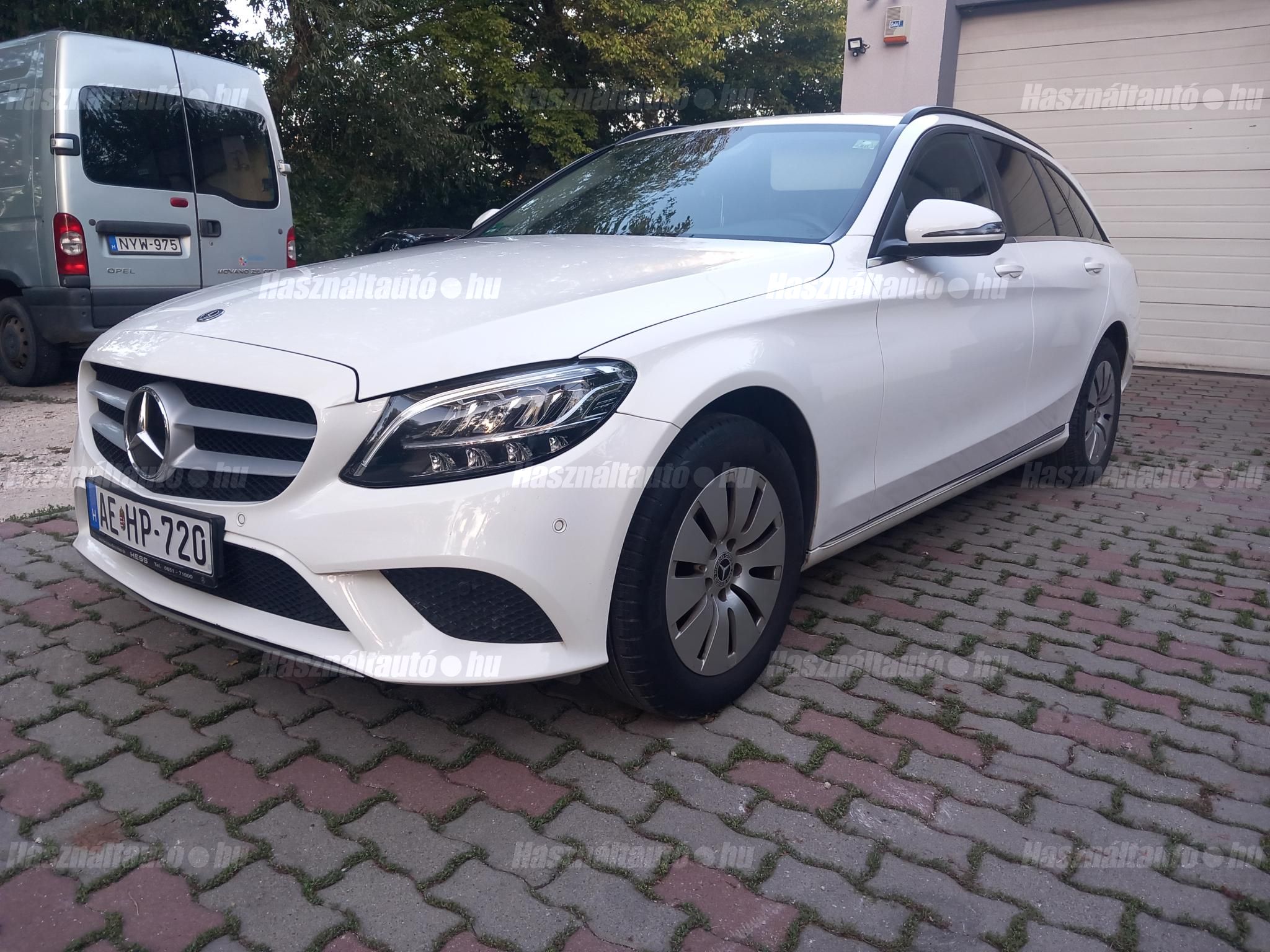 MERCEDES-BENZ C 180 2019/10 - 1