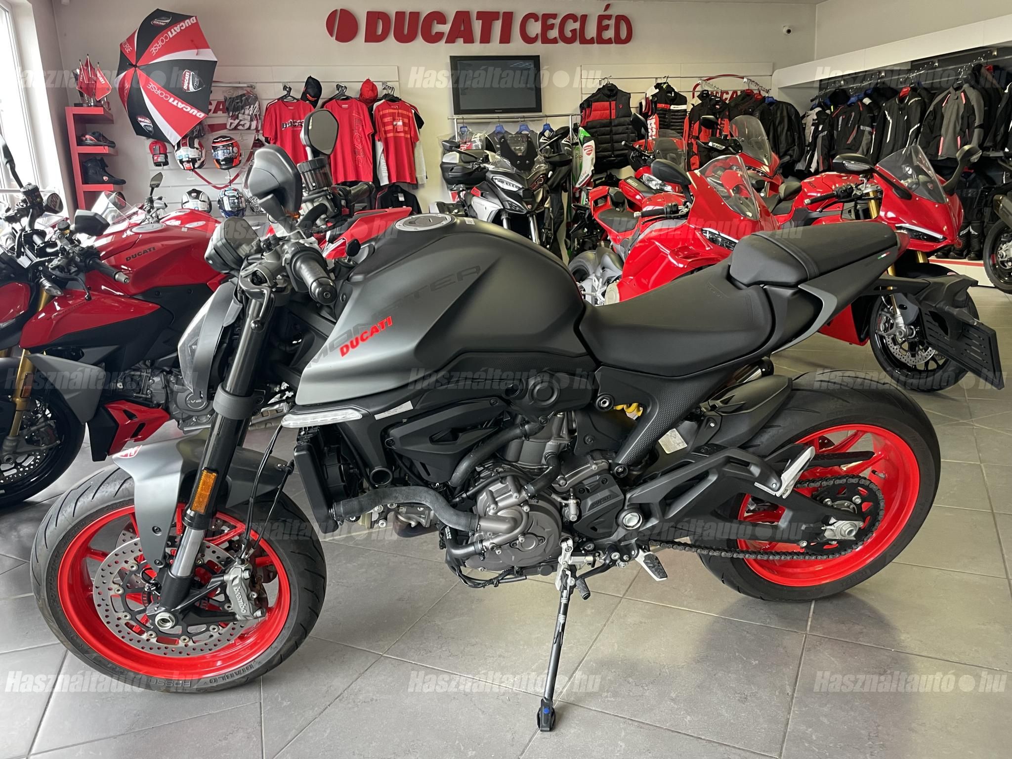 DUCATI MONSTER 2021/12 - 1
