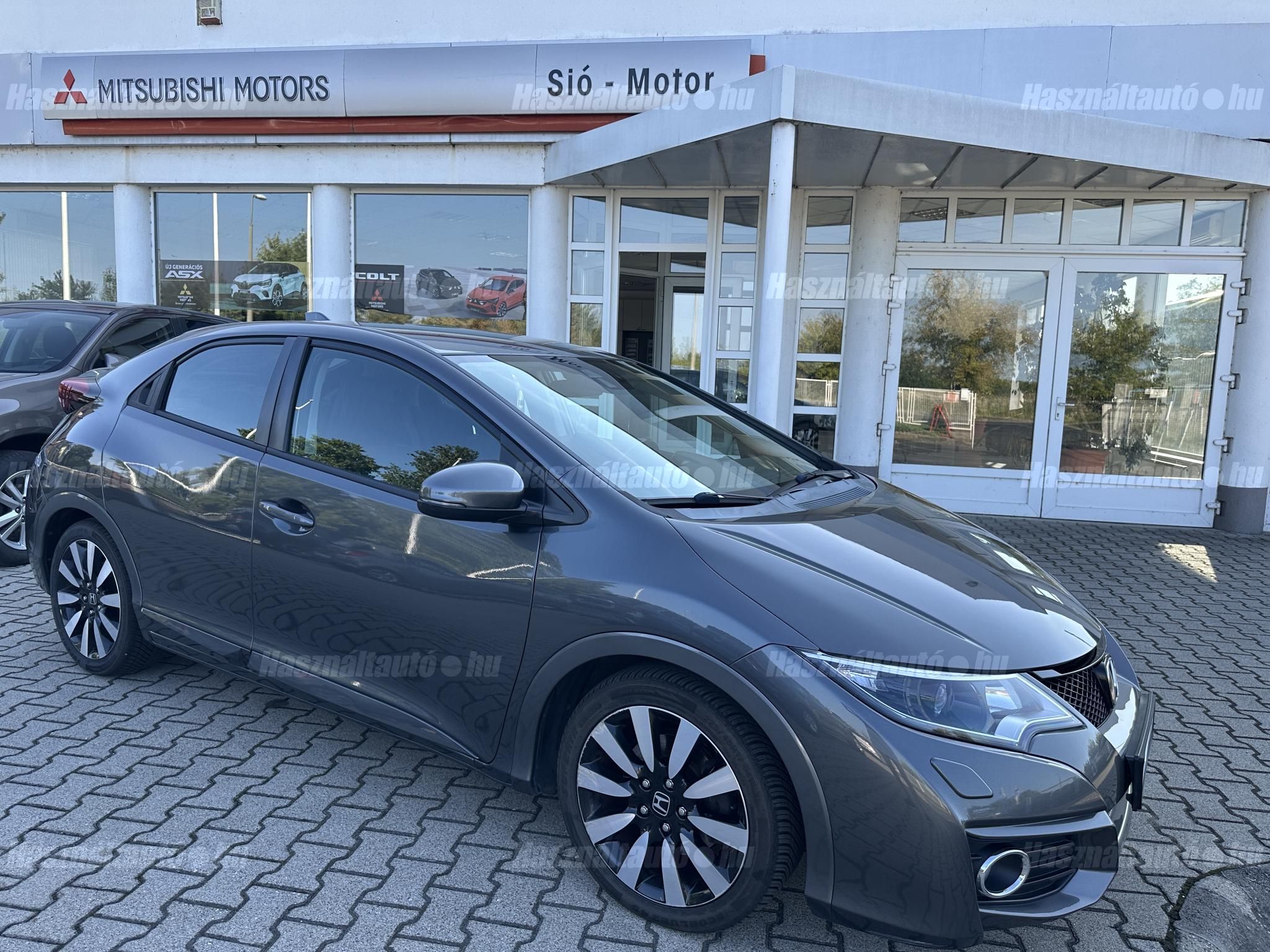 HONDA CIVIC 2016/5 - 1