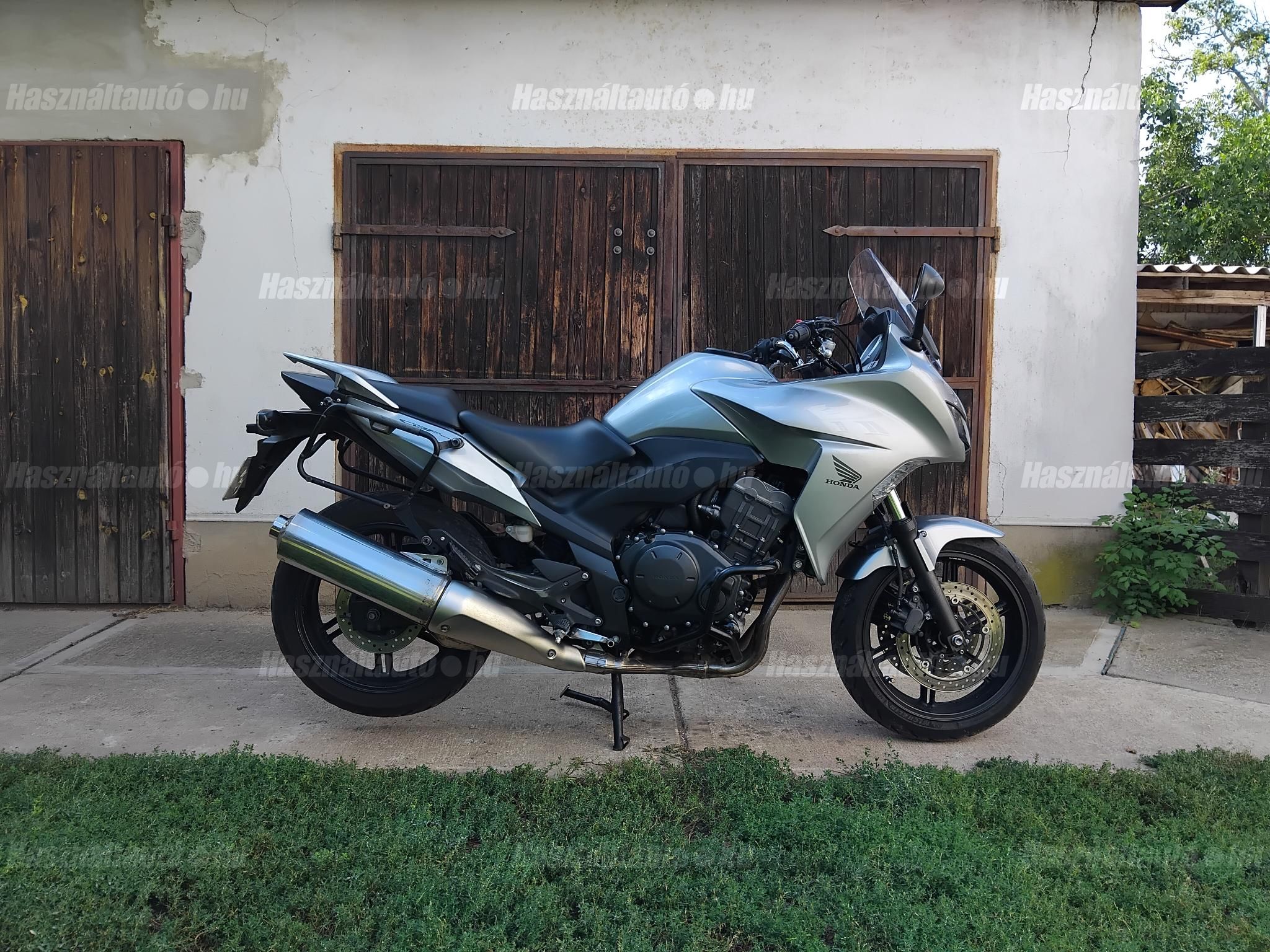 HONDA CBF 1000 2010/4 - 1