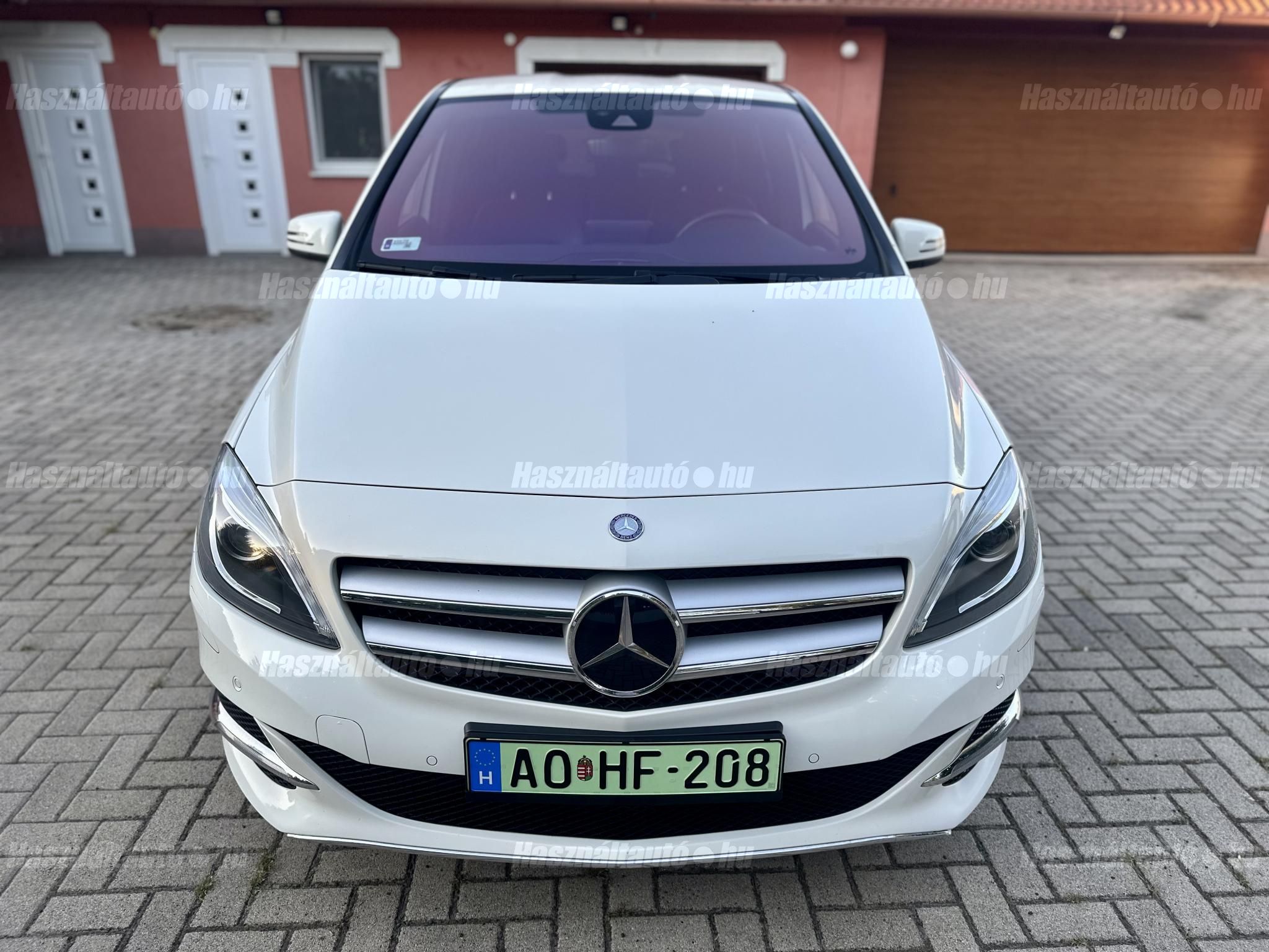 MERCEDES-BENZ B 250 E 2016/5 - 1