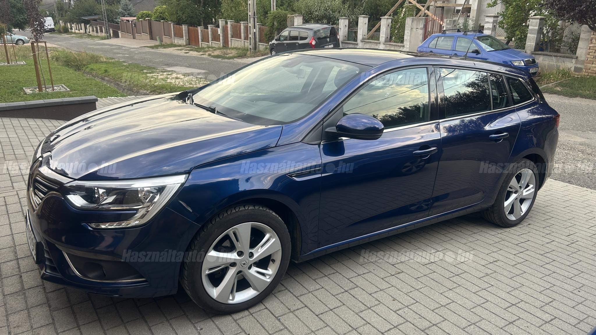 RENAULT MEGANE 2018/2 - 1