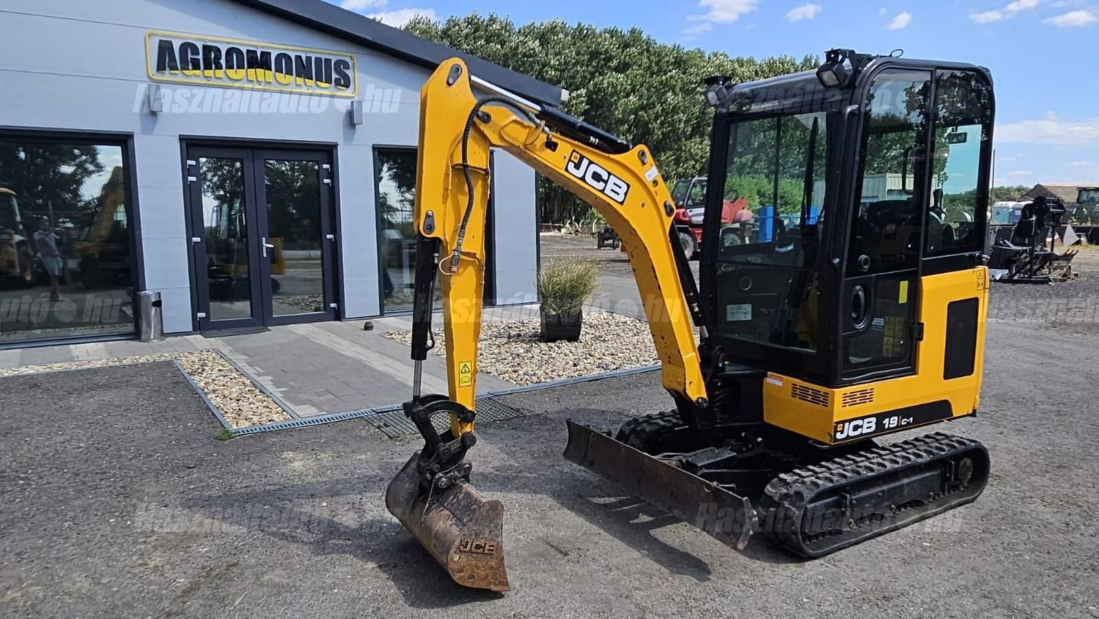JCB 2018 - 1
