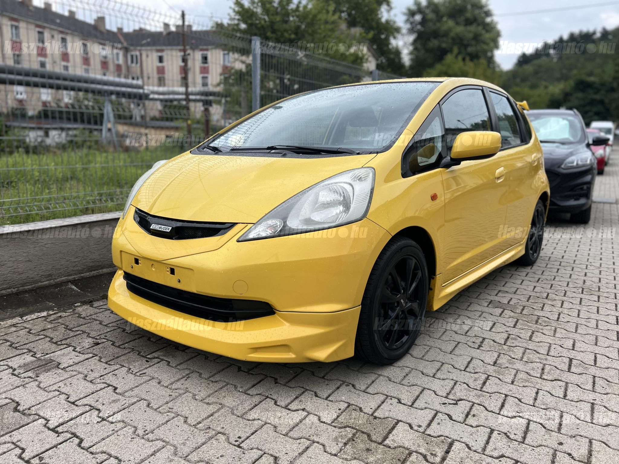 HONDA JAZZ 2009 - 1