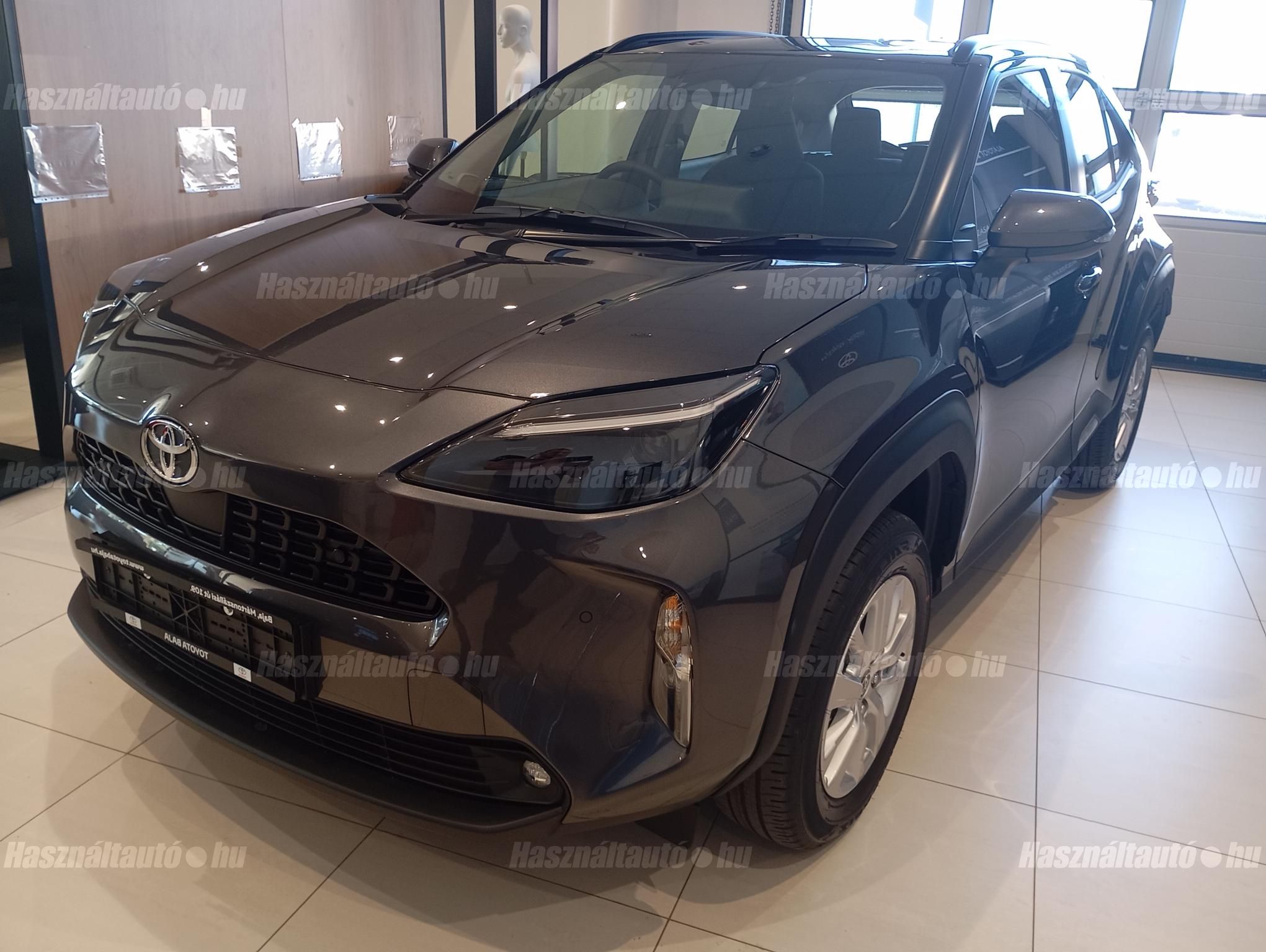 TOYOTA YARIS CROSS 2025 - 1