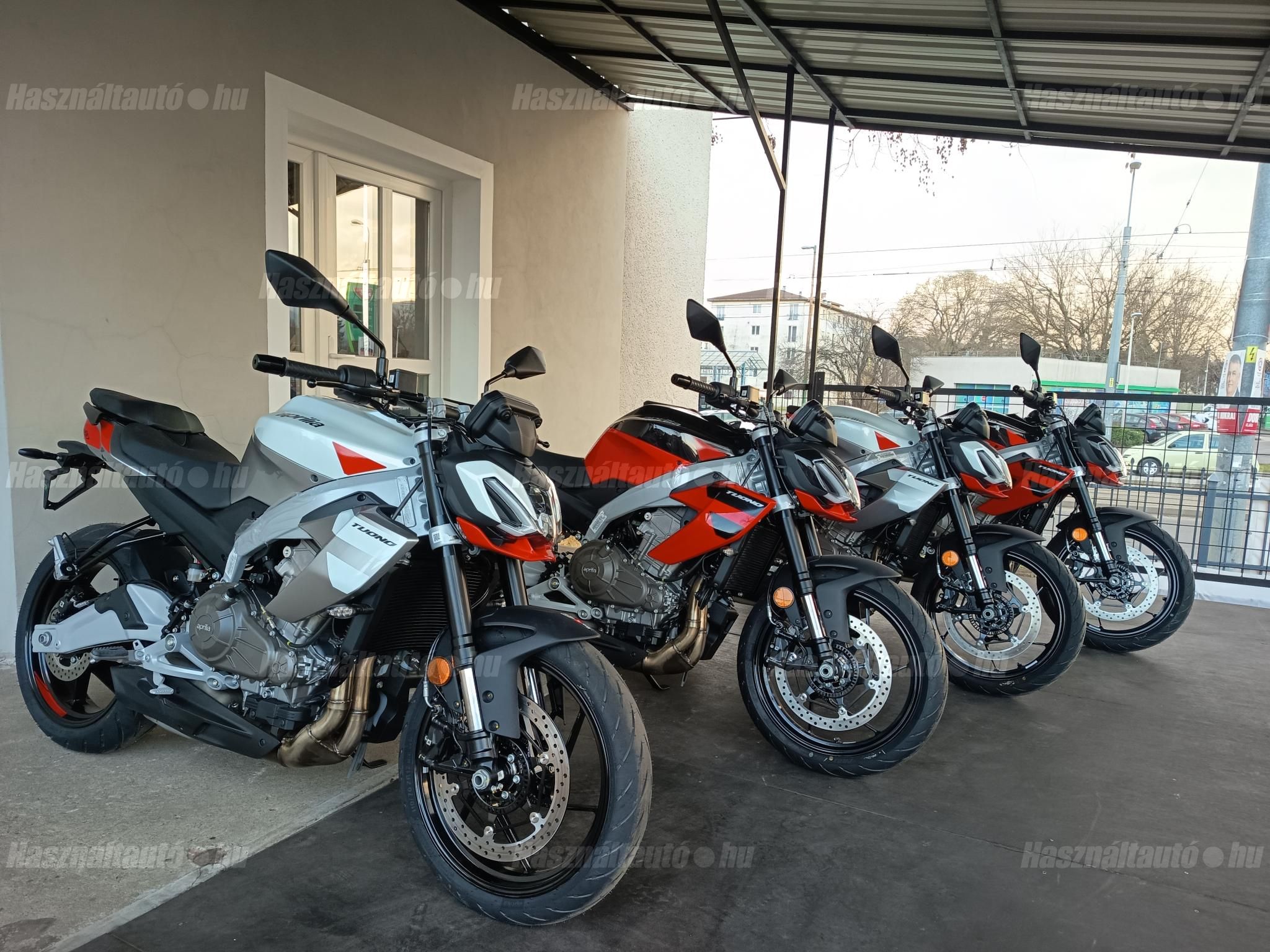 APRILIA TUONO 2025 - 1