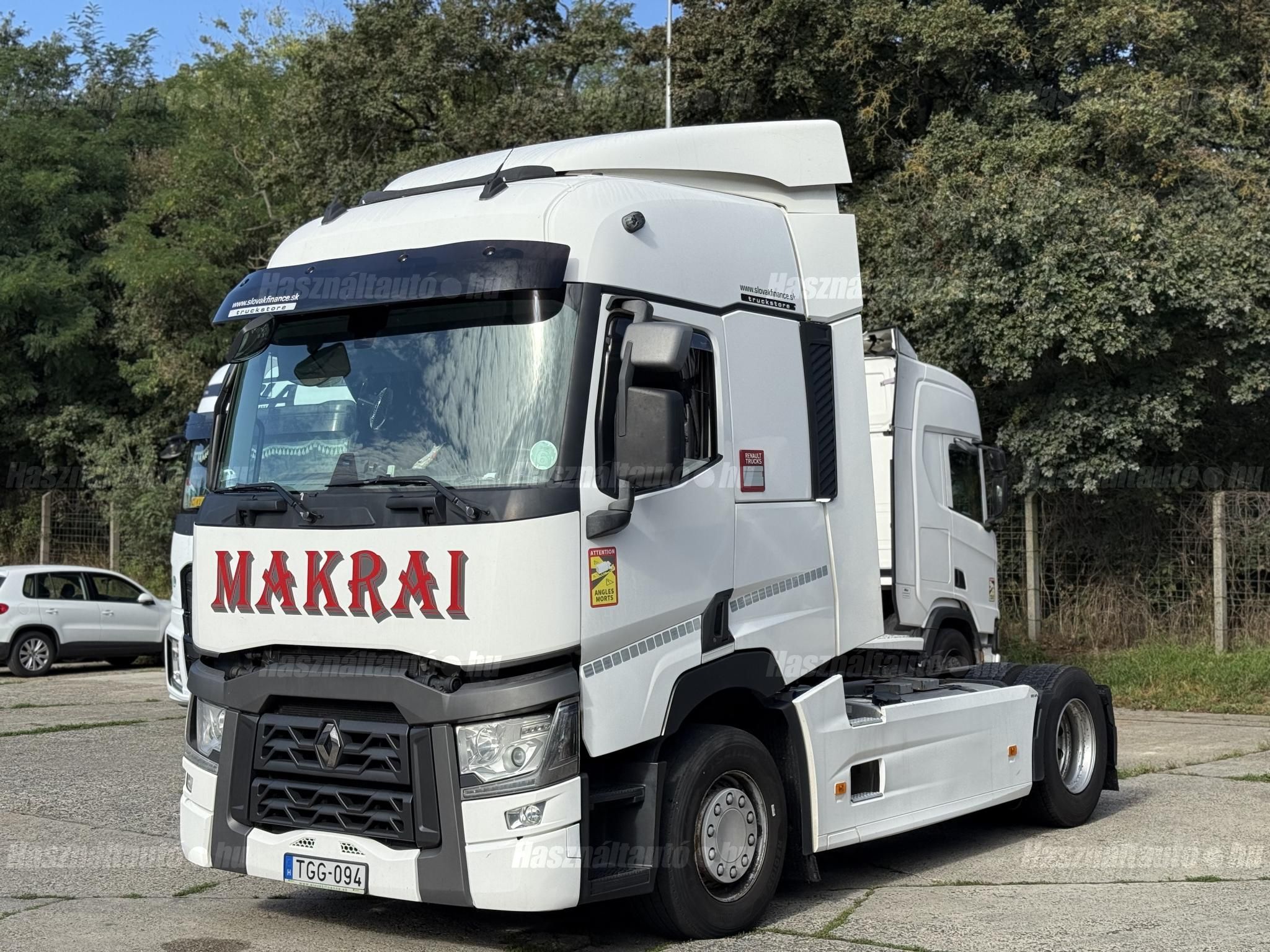 RENAULT 2015/8 - 1