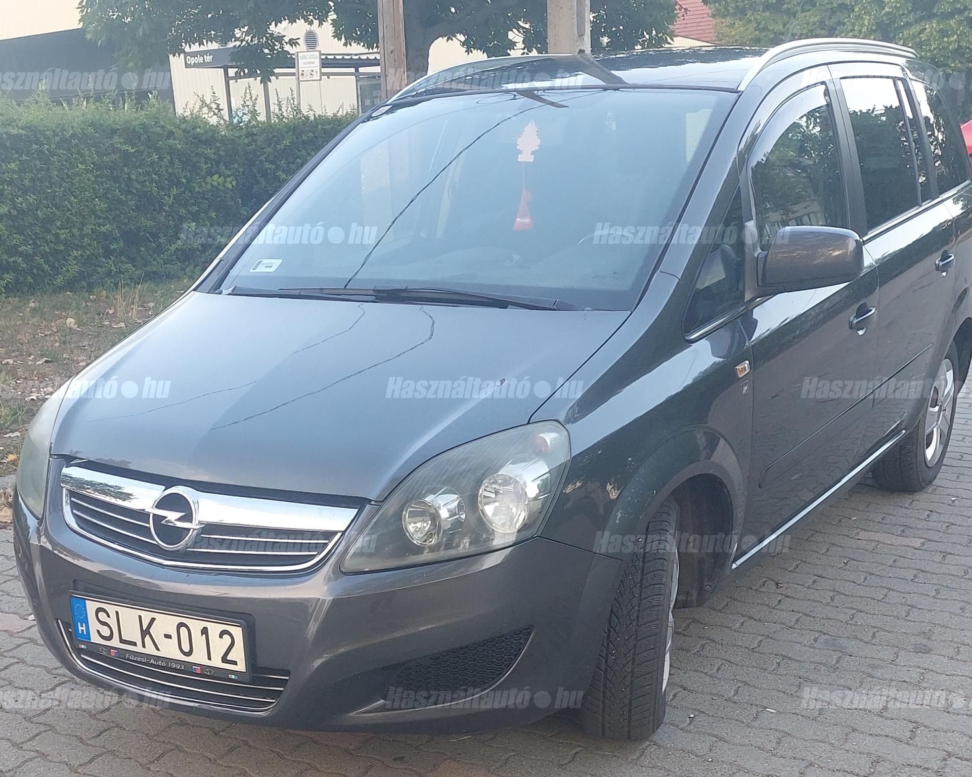 OPEL ZAFIRA B 2010/4 - 1