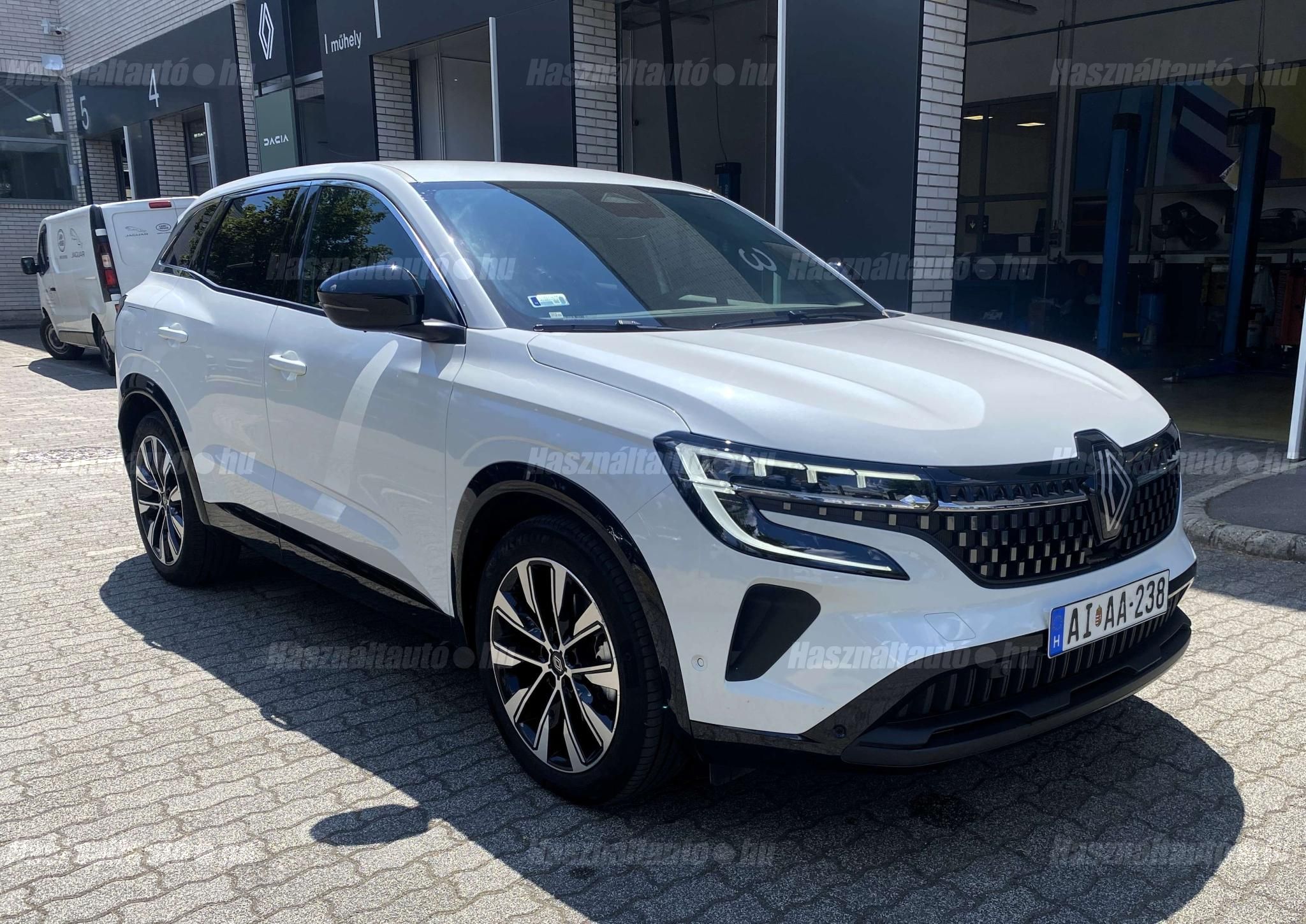 RENAULT AUSTRAL 2024/4 - 1