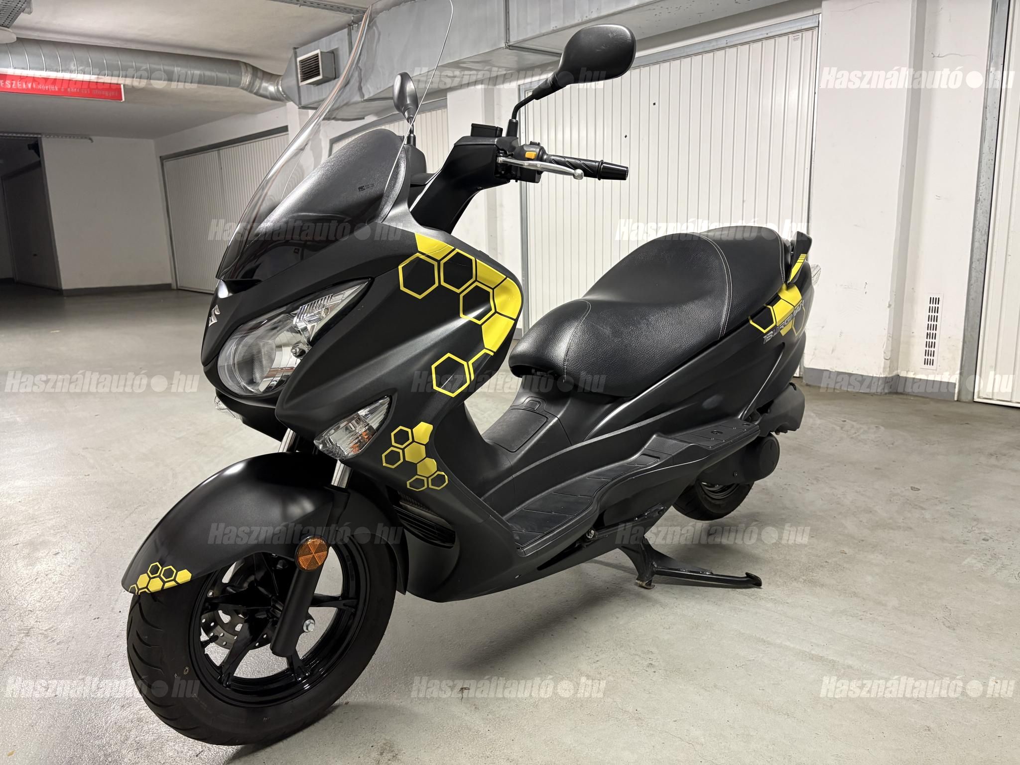 SUZUKI UH 200 BURGMAN 2018/8 - 1