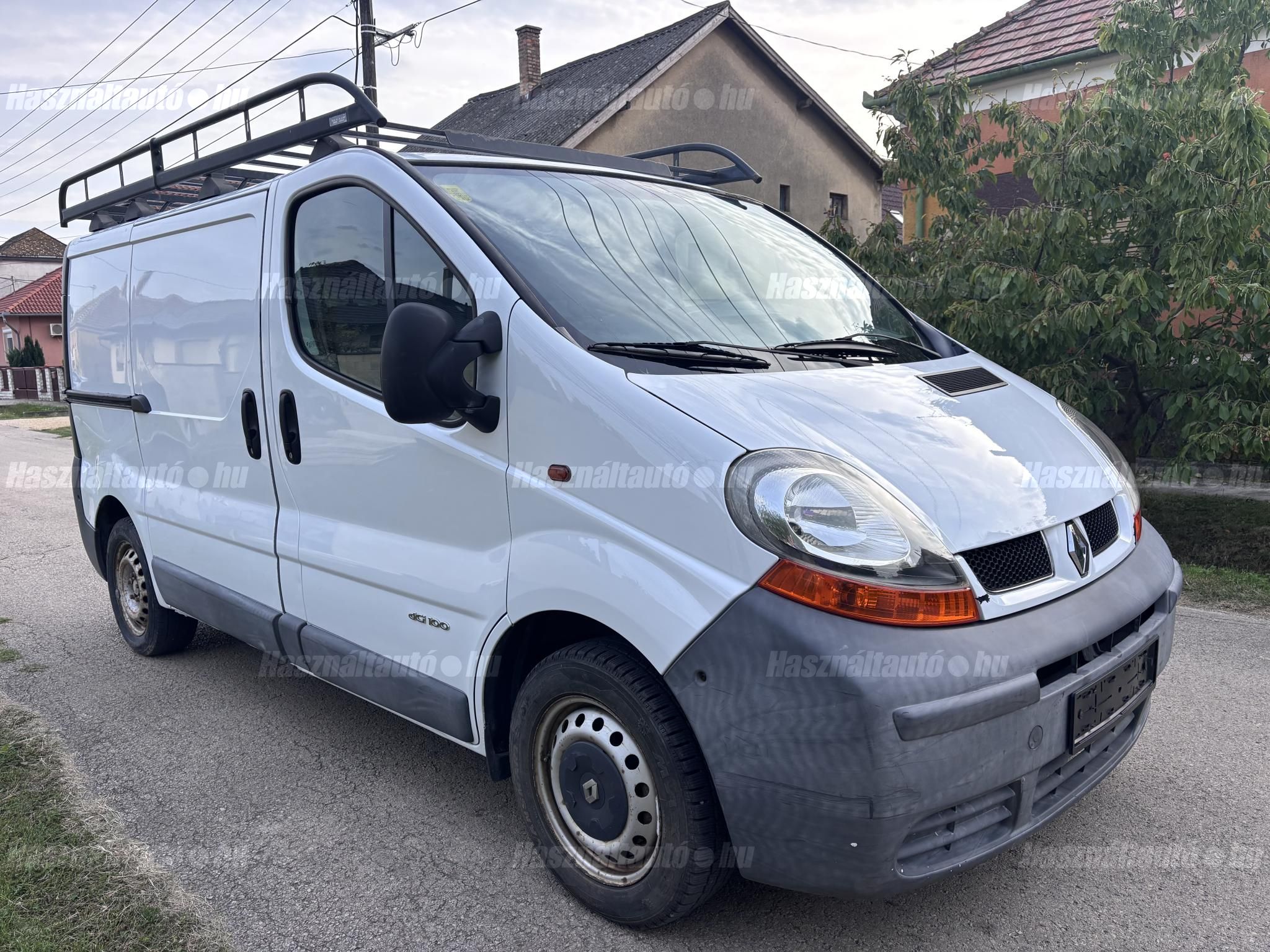 RENAULT TRAFIC 2005 - 1