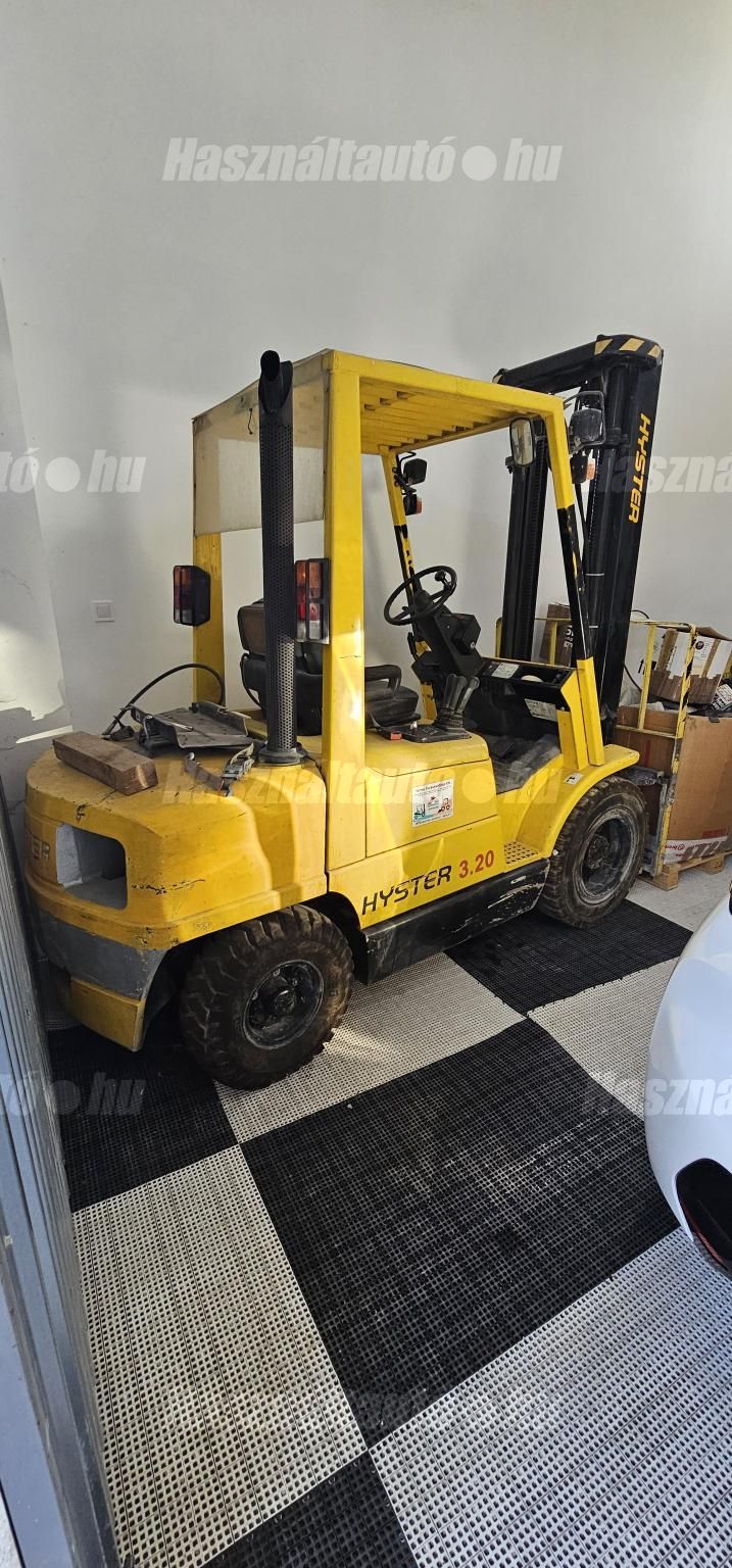 HYSTER 2004 - 1