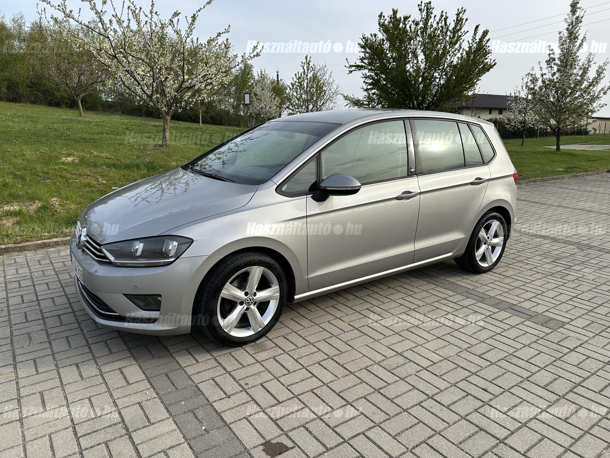 VOLKSWAGEN GOLF SPORTSVAN 2017/8 - 1