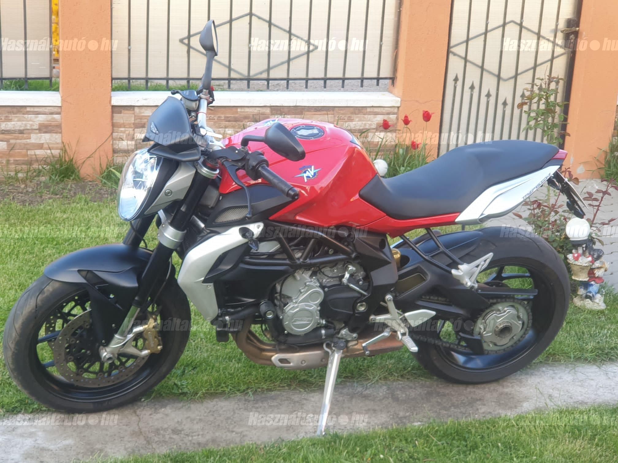 MV AGUSTA BRUTALE 675 2012/7 - 1