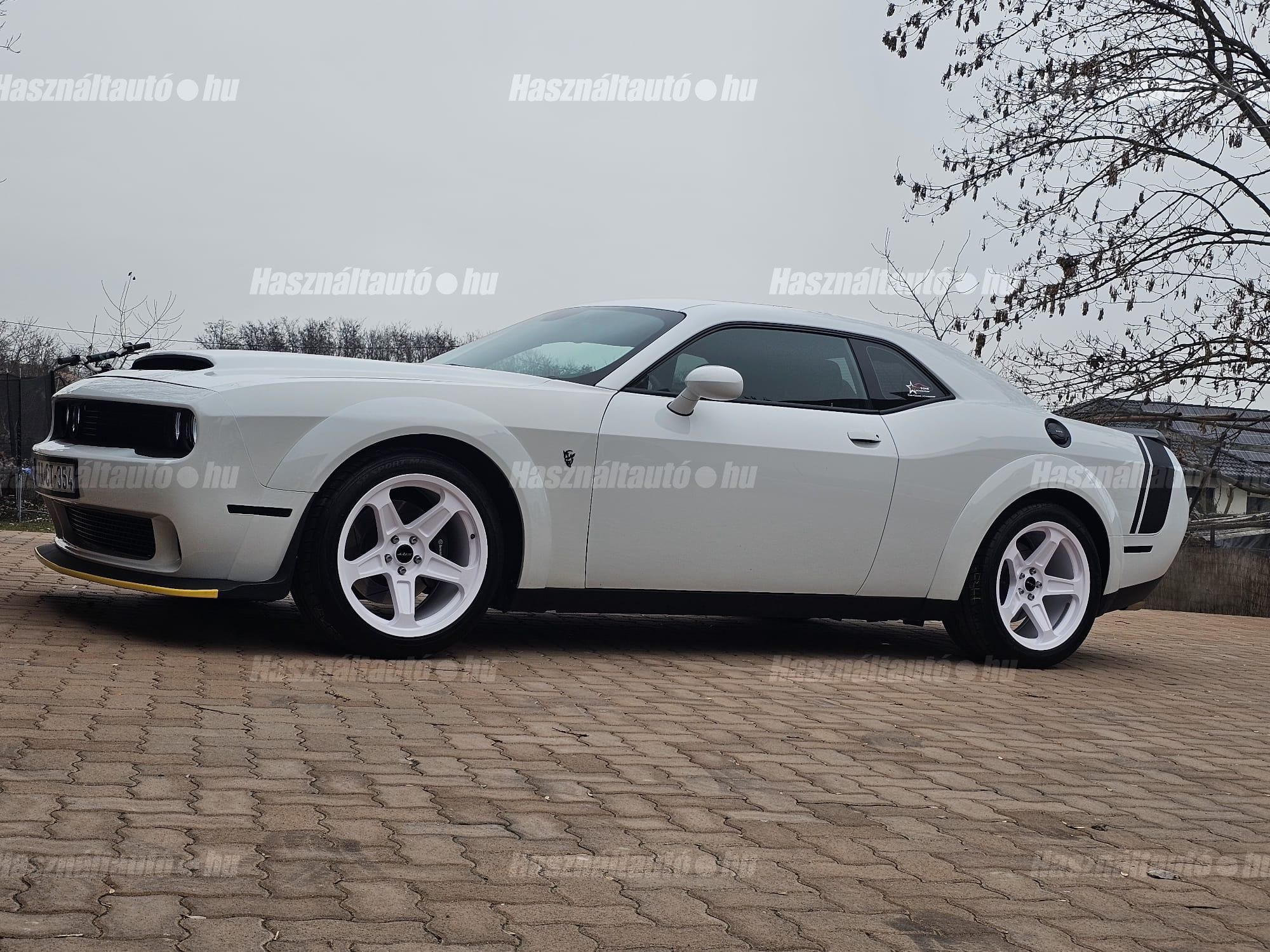 DODGE CHALLENGER 2016 - 1