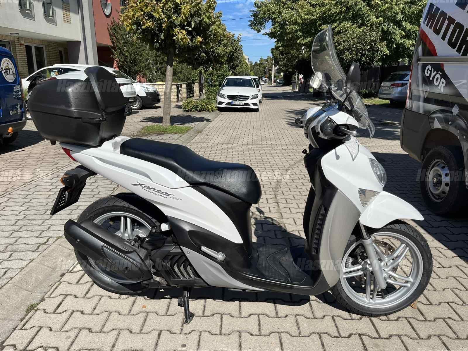 YAMAHA XENTER 125 2012/7 - 1