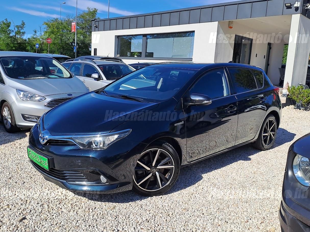 TOYOTA AURIS 2017/6 - 1