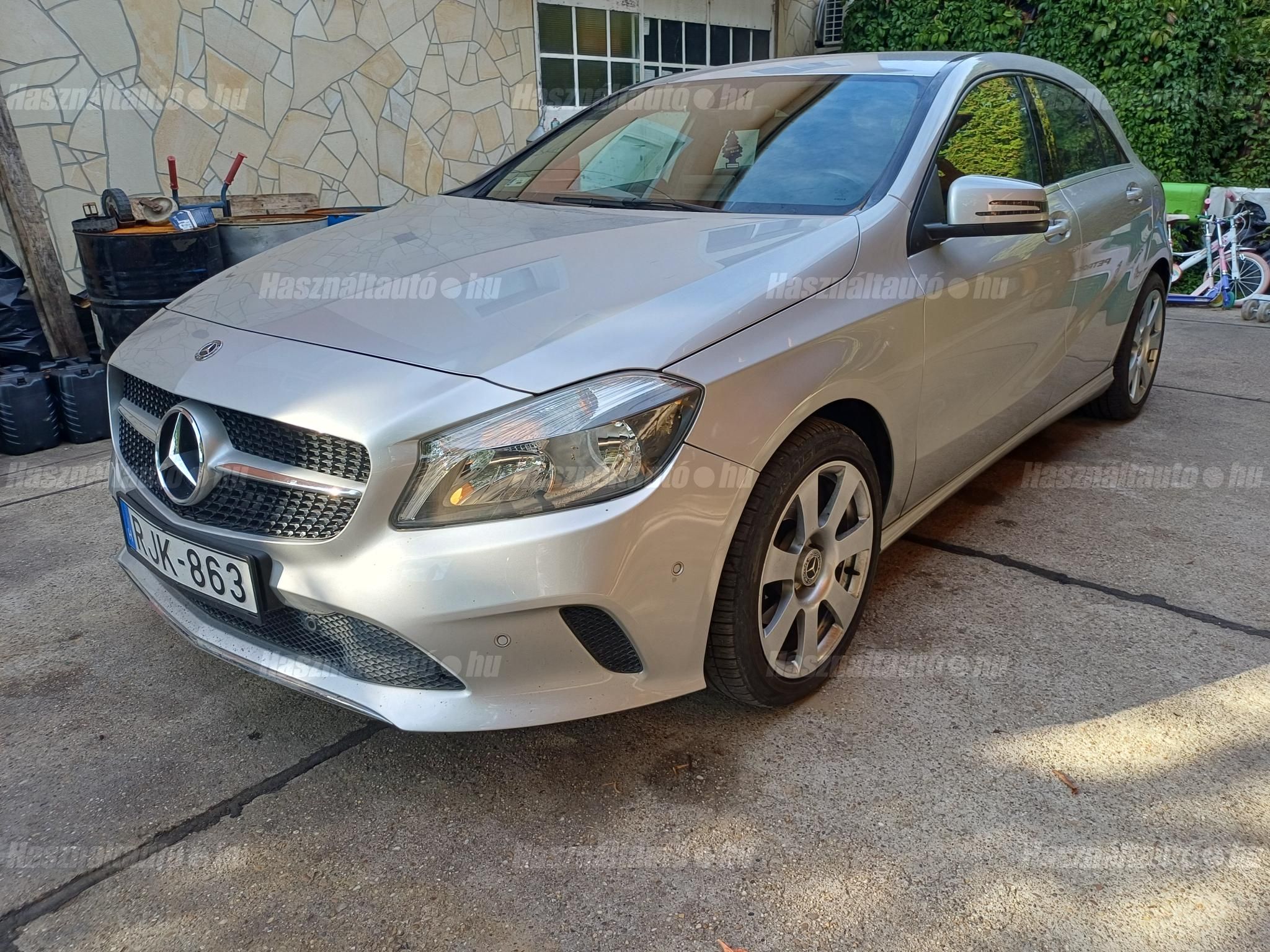 MERCEDES-BENZ A 180 2018/3 - 1