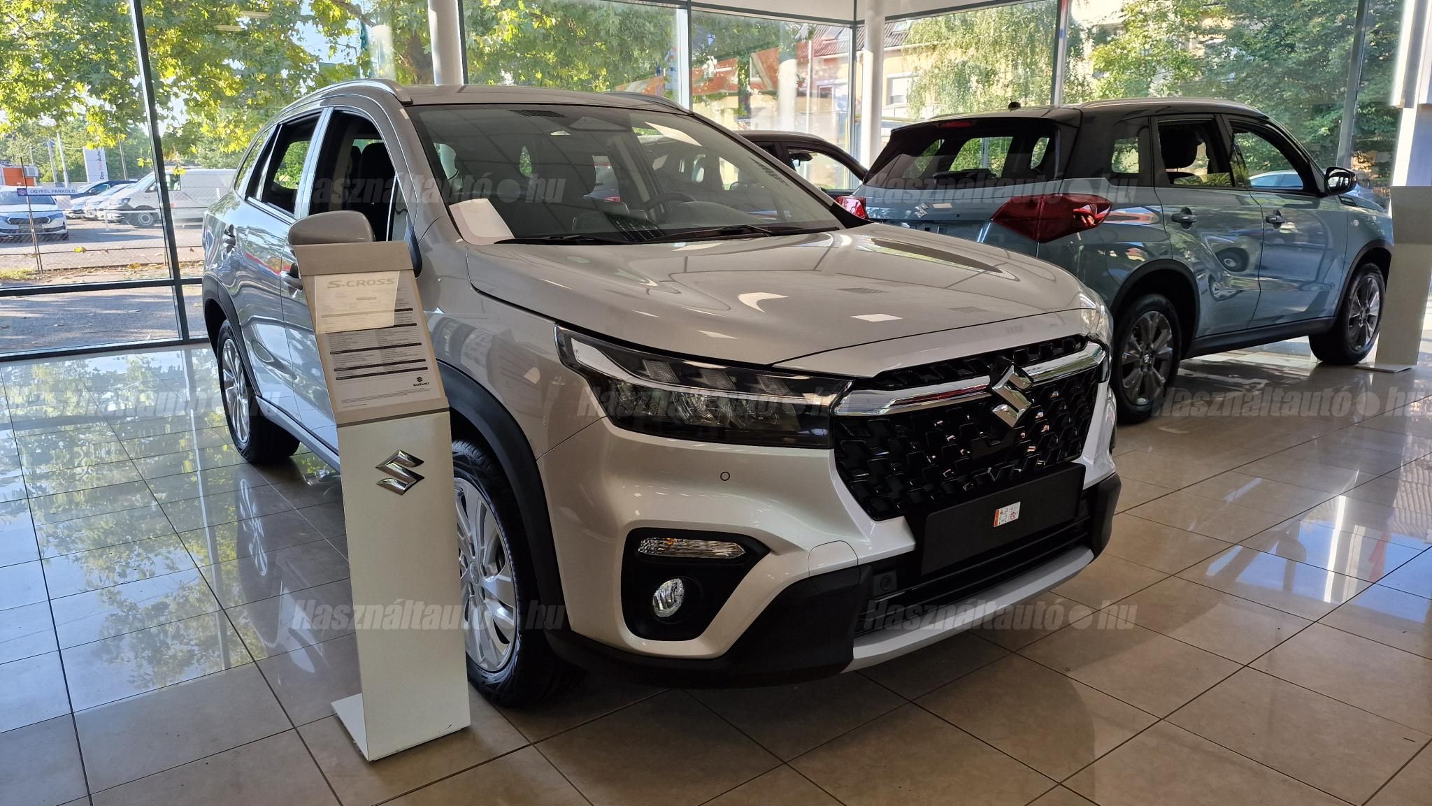 SUZUKI S-CROSS 2025 - 1