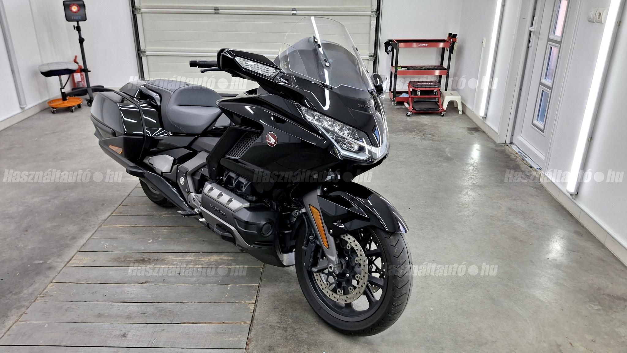 HONDA GL 1800 (GOLD WING) 2019/6 - 1