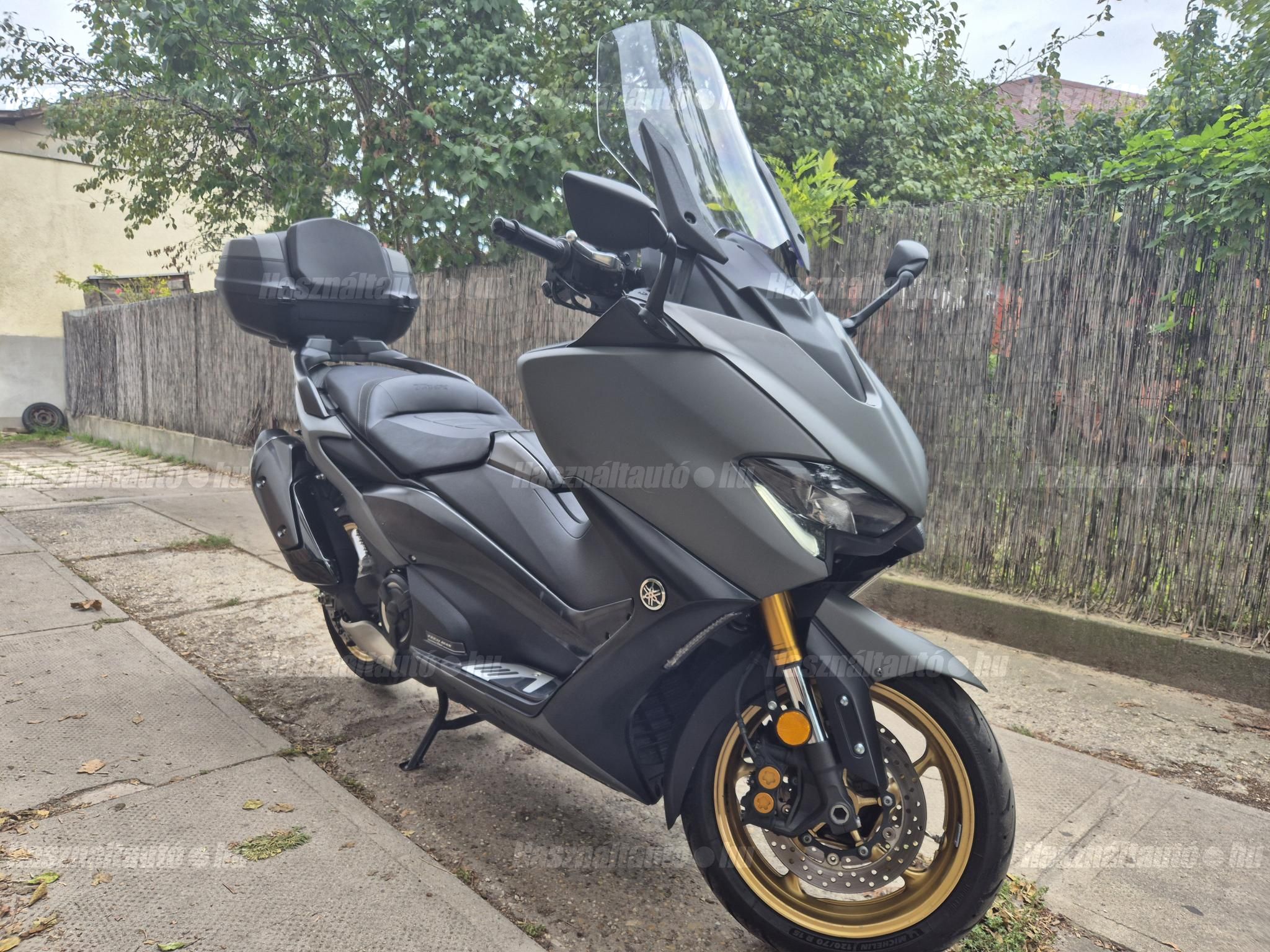 YAMAHA TMAX 2021 - 1