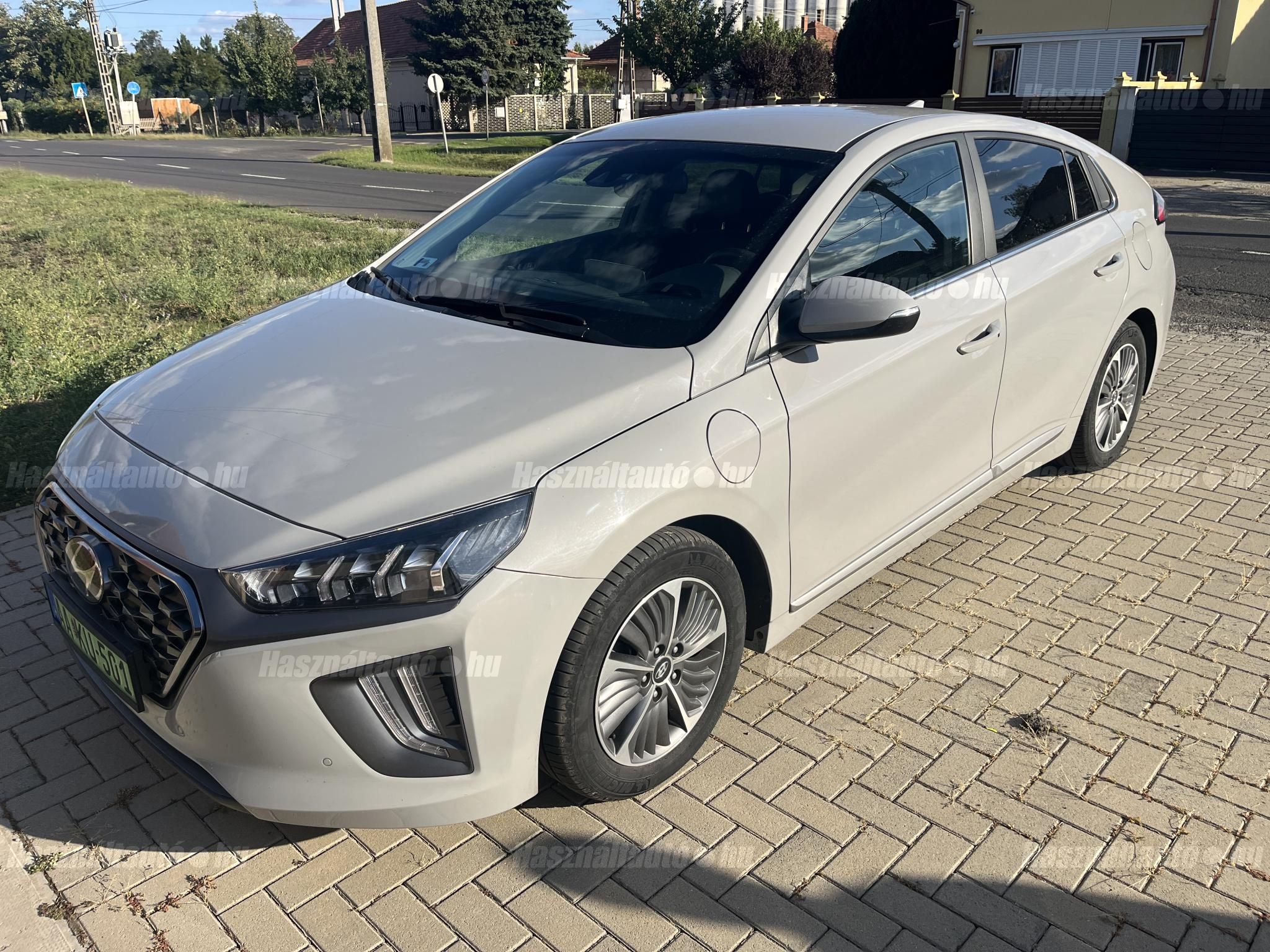 HYUNDAI IONIQ 2021/12 - 1