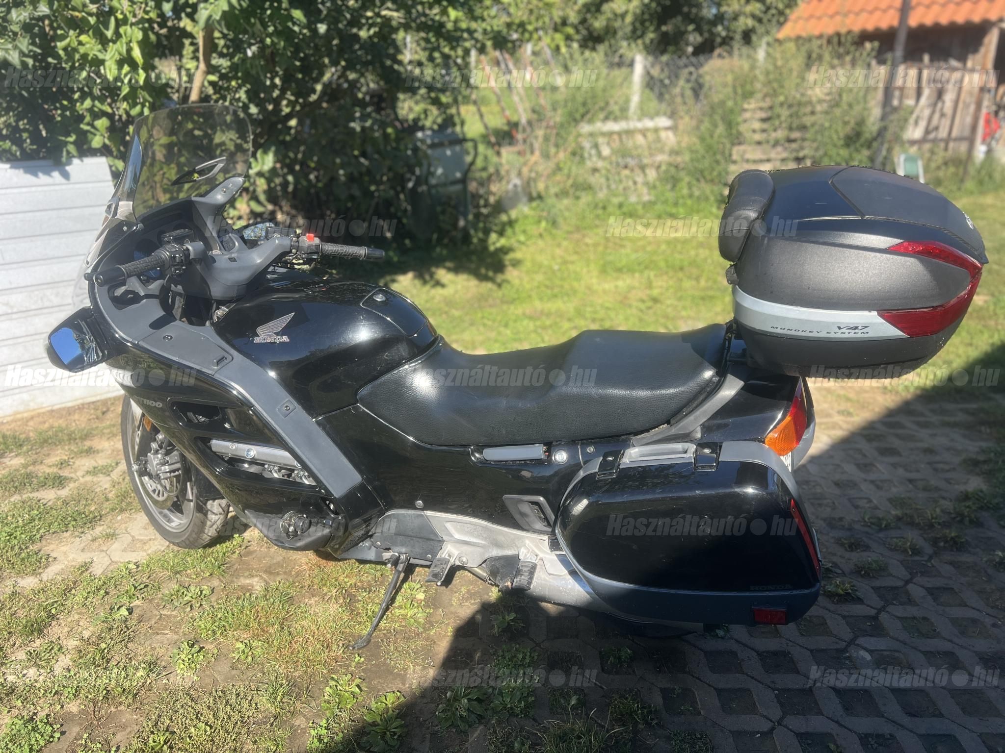 HONDA ST 1100 PAN EUROPEAN 1991/3 - 1