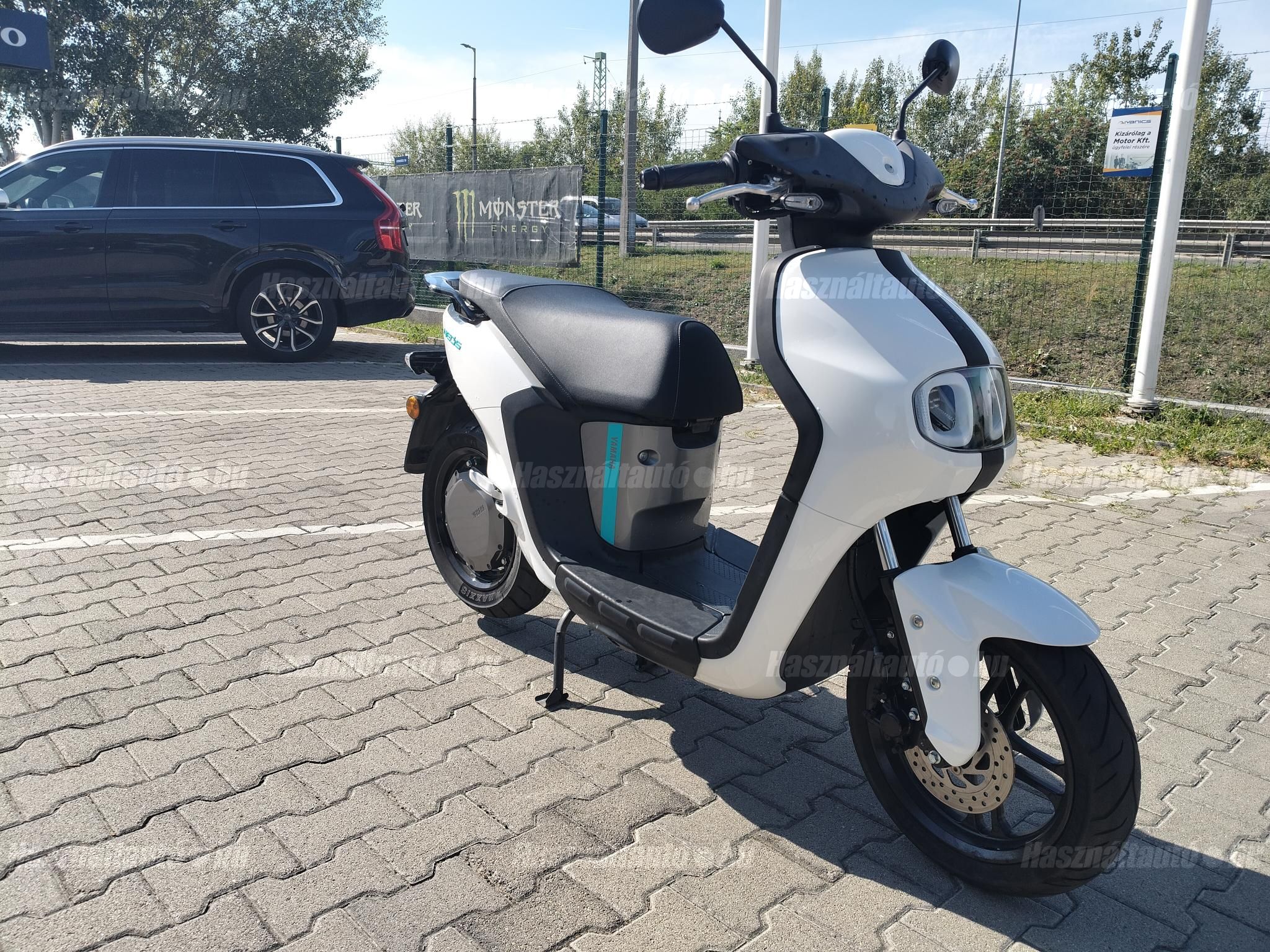 YAMAHA NEOS 2023/4 - 1