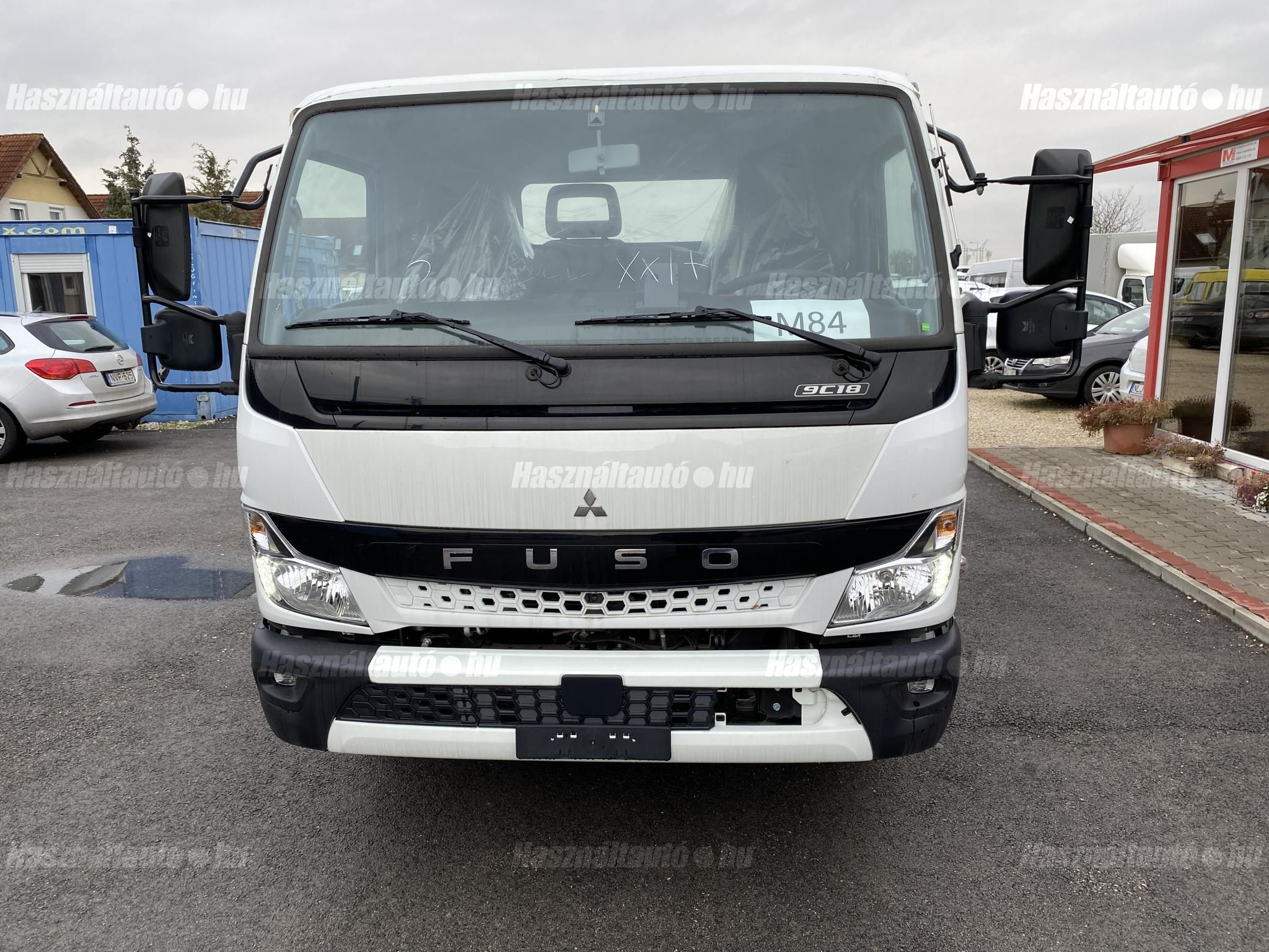 MITSUBISHI 2025 - 1