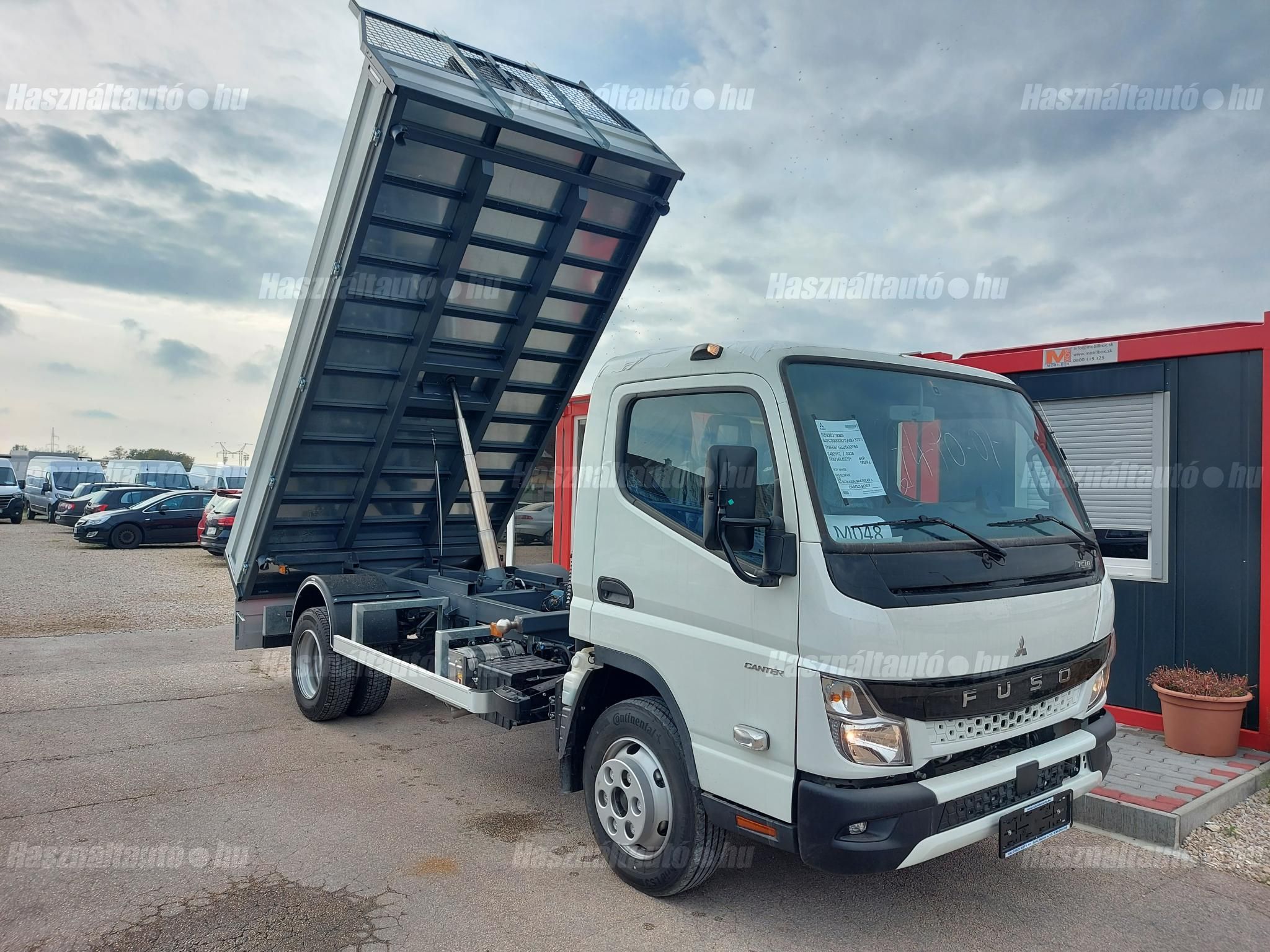 MITSUBISHI 2025 - 1