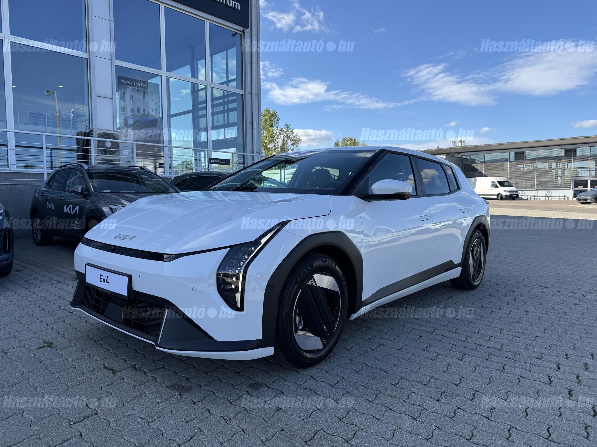 KIA EV4 2025/9 - 1