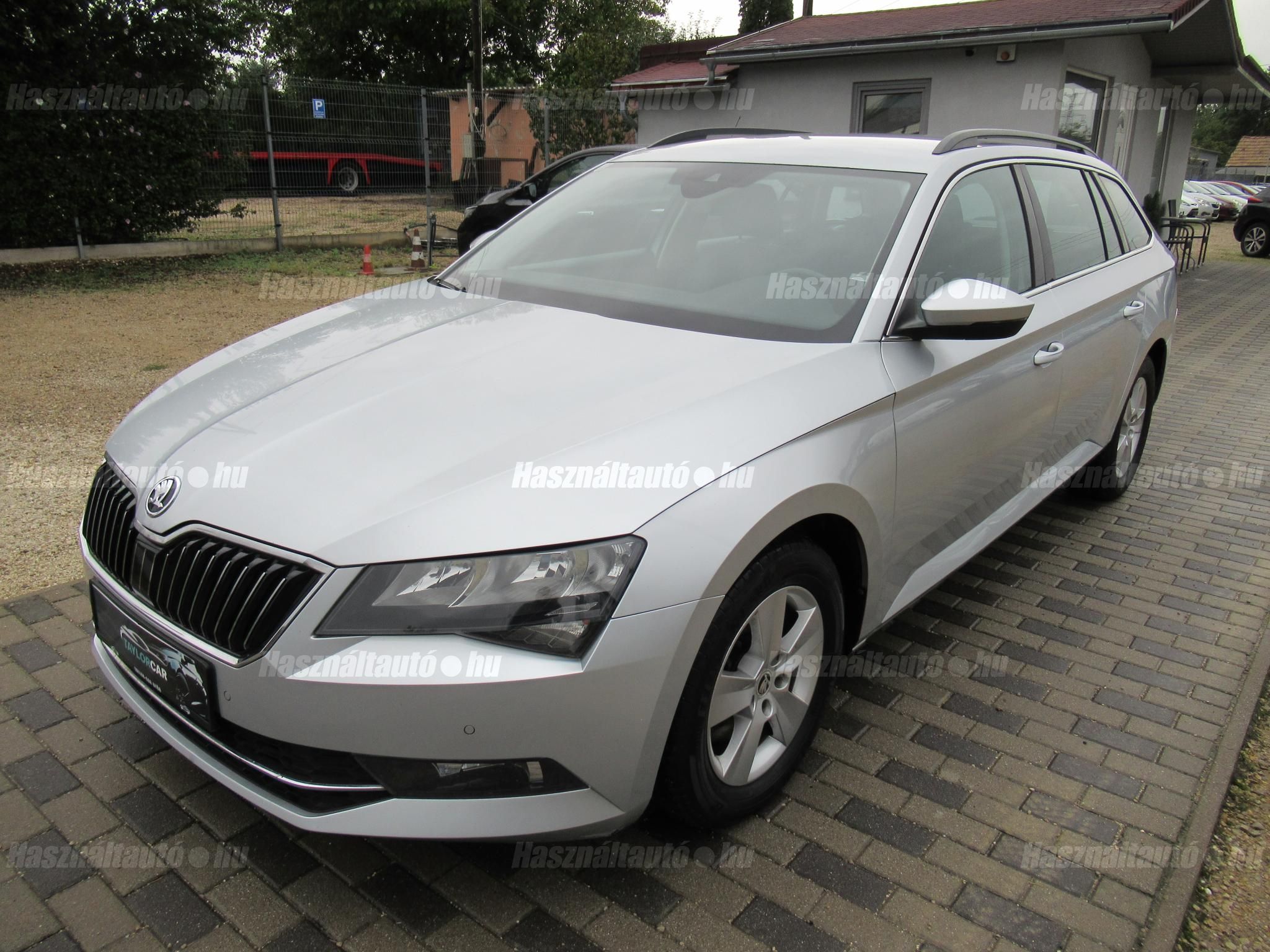 SKODA SUPERB 2016/12 - 1
