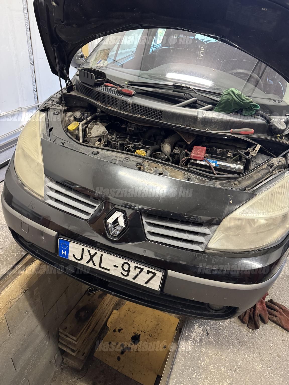 RENAULT GRAND SCENIC 2005/8 - 1