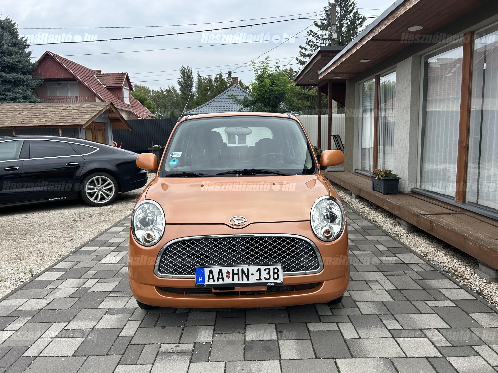 DAIHATSU TREVIS 2008/2 - 1
