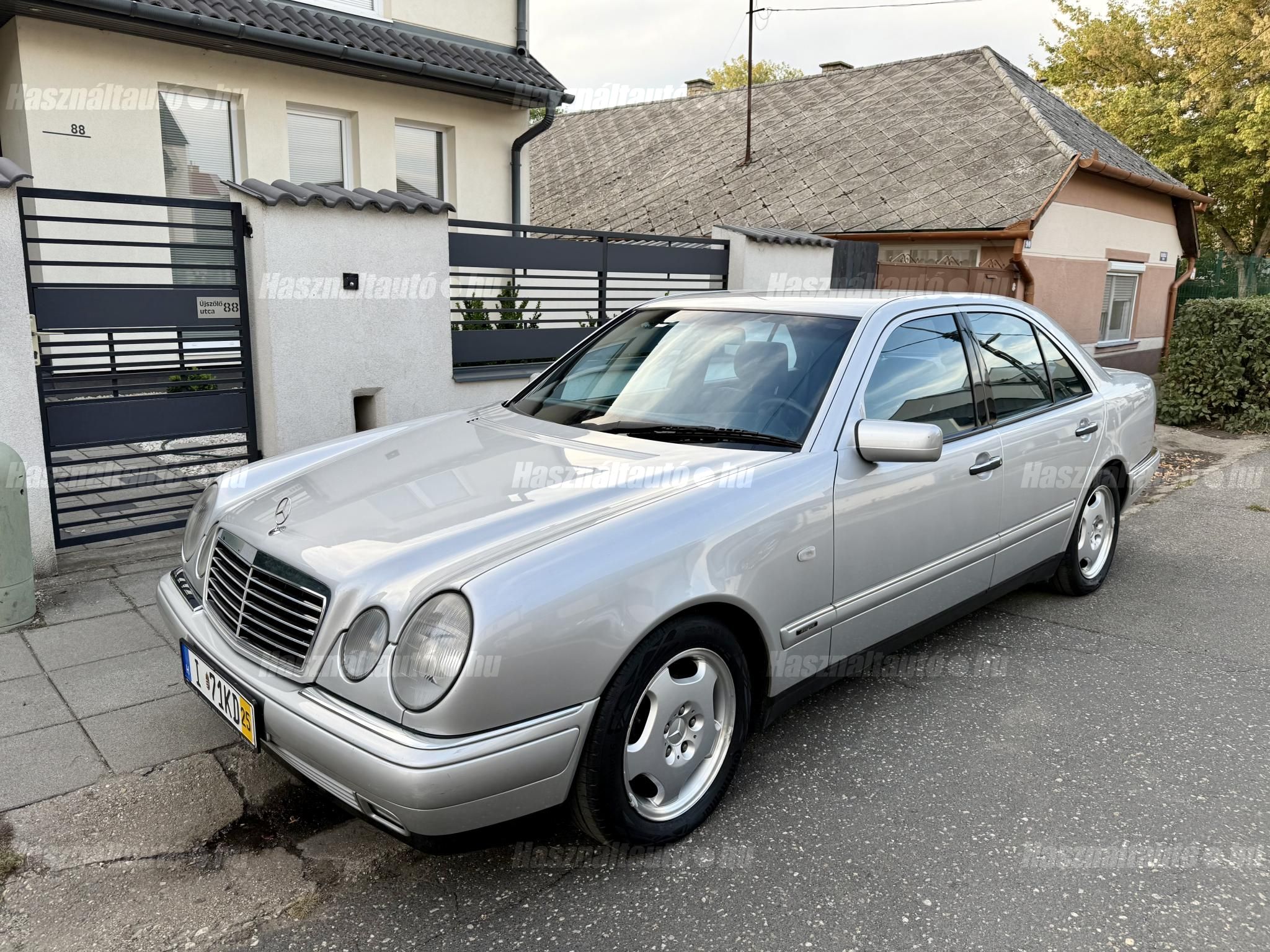MERCEDES-BENZ E 250 1997/7 - 1