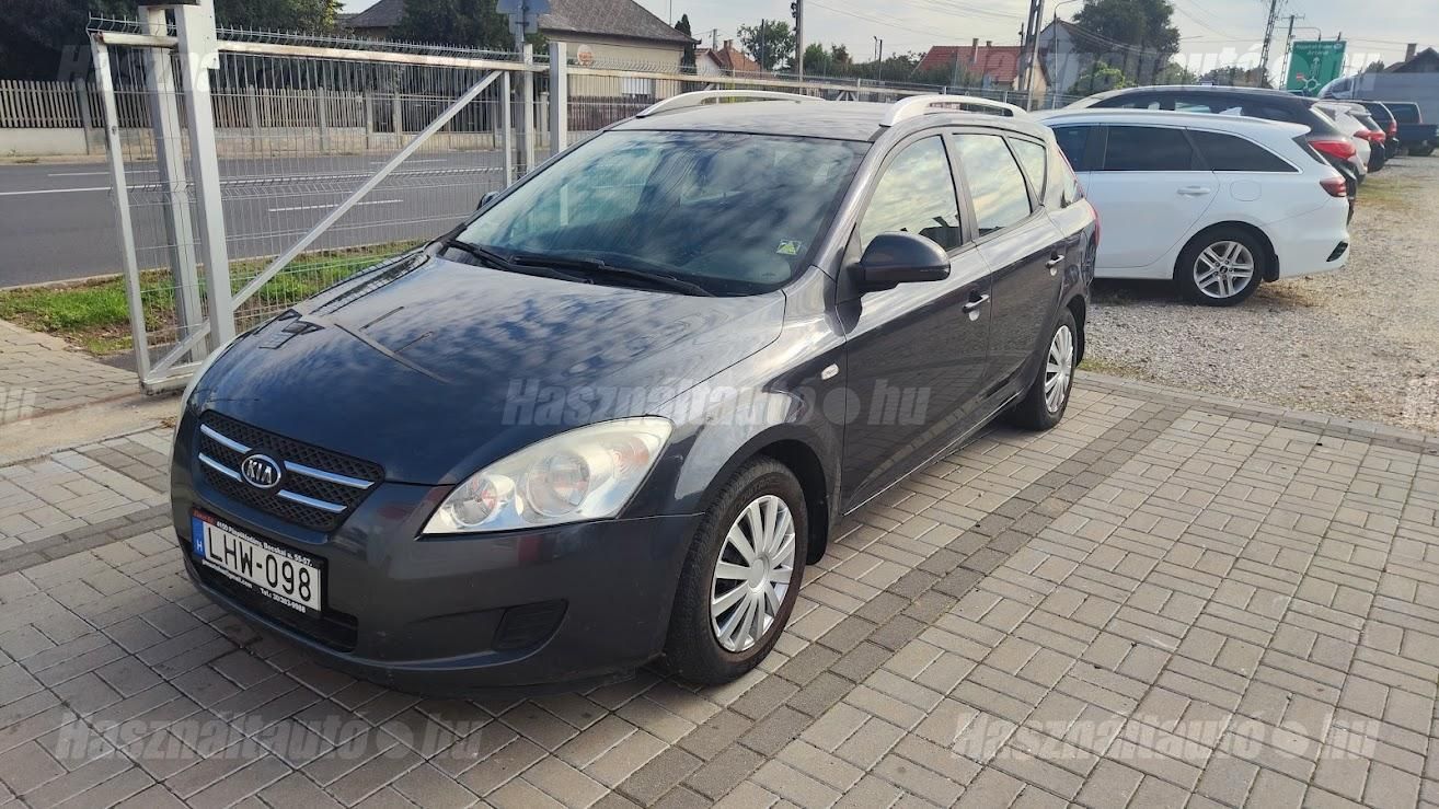 KIA CEE'D 2008/8 - 1